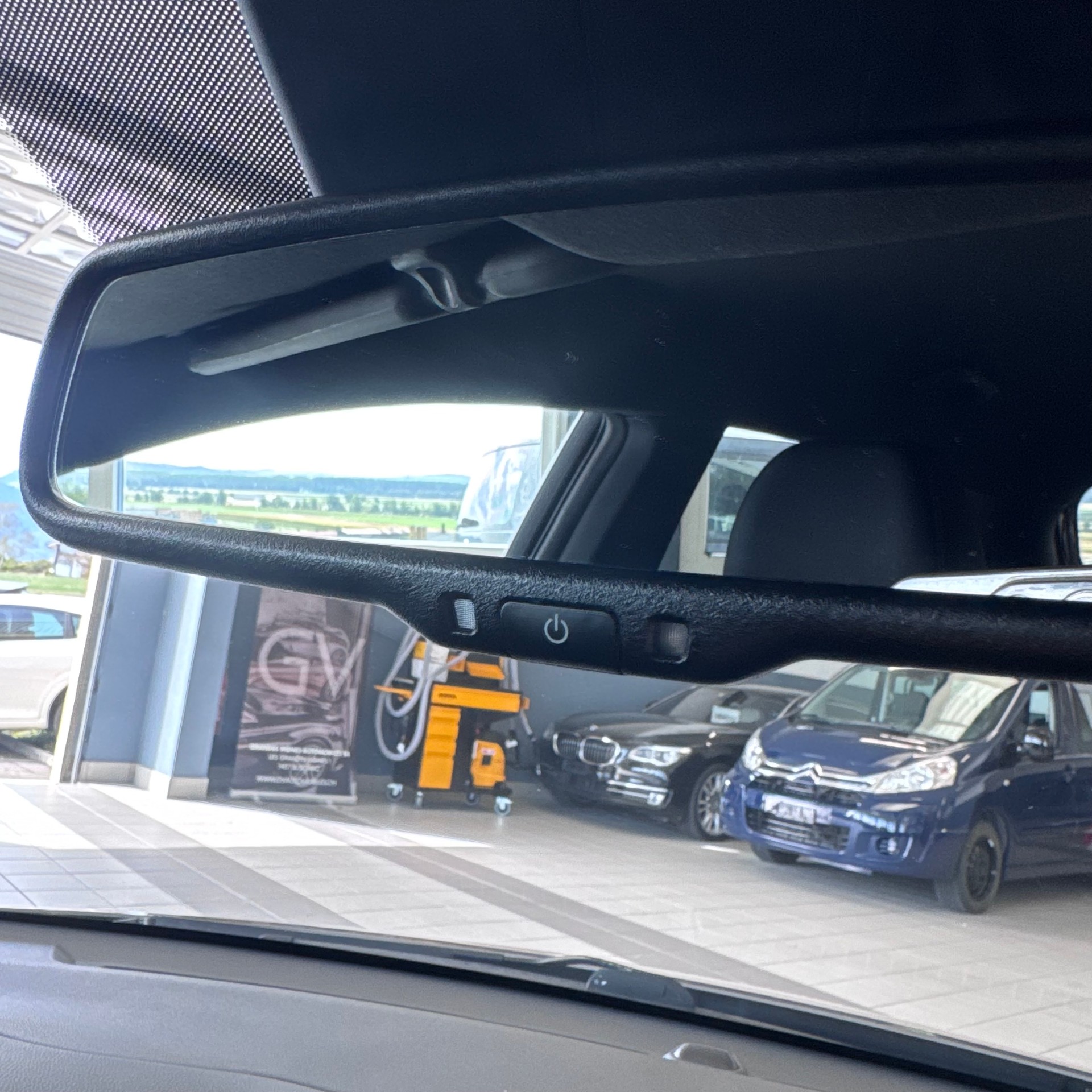 HYUNDAI i20 1.0 T-GDi Amplia-image-19