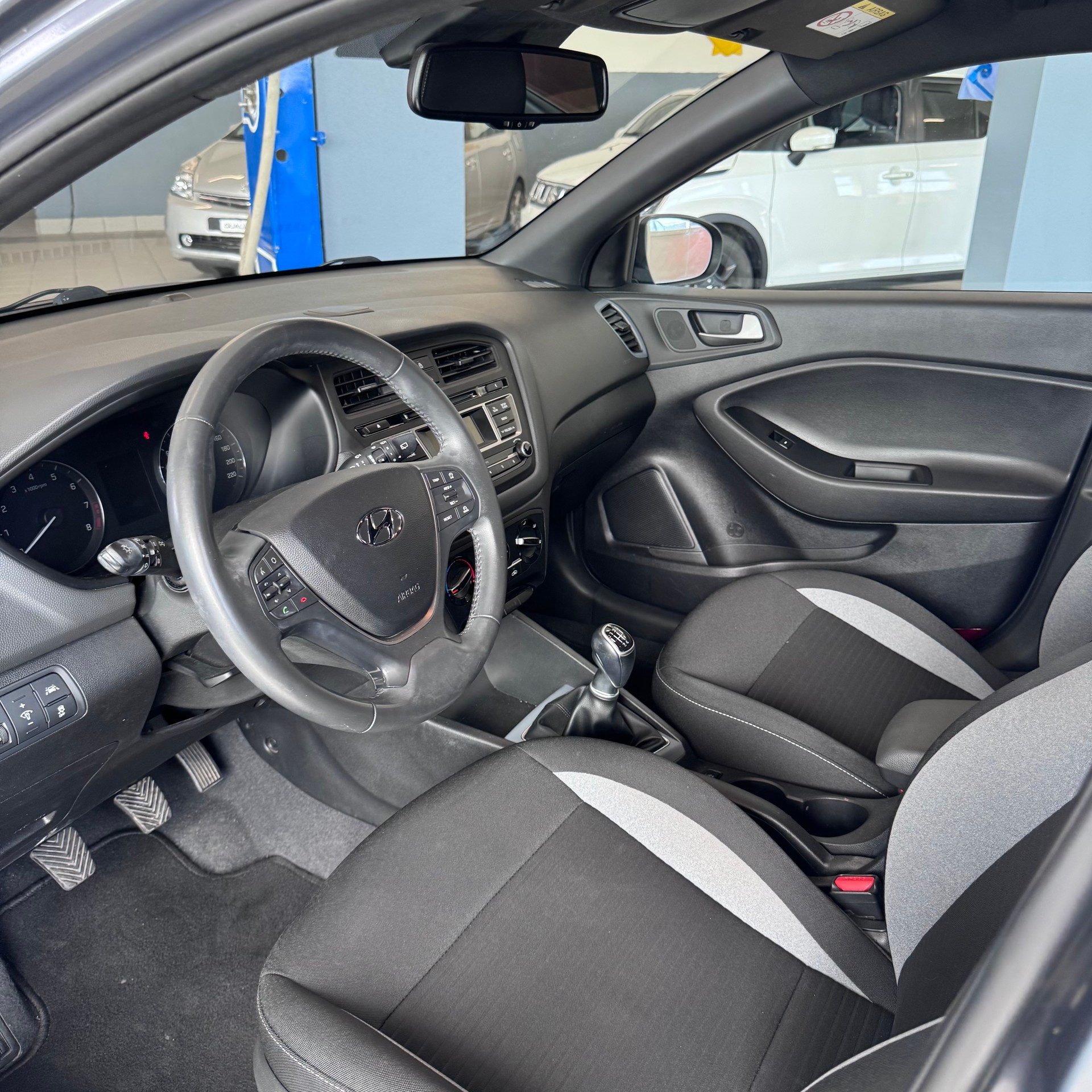 HYUNDAI i20 1.0 T-GDi Amplia-image-12