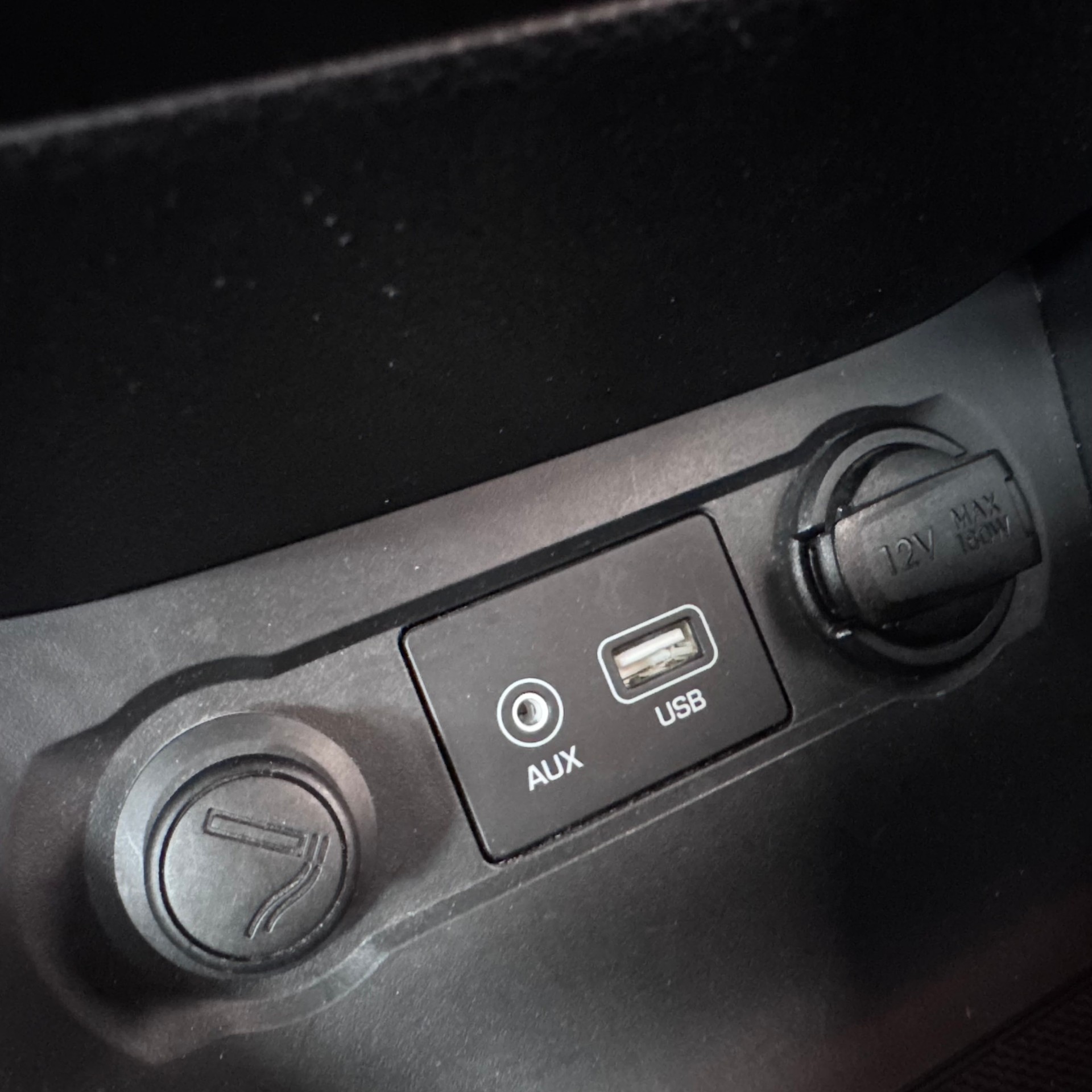HYUNDAI i20 1.0 T-GDi Amplia-image-17