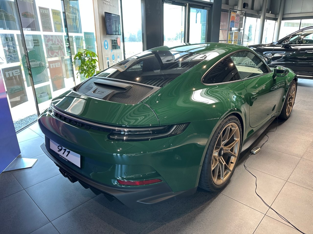 PORSCHE 911 GT3 Touring PDK-image-4