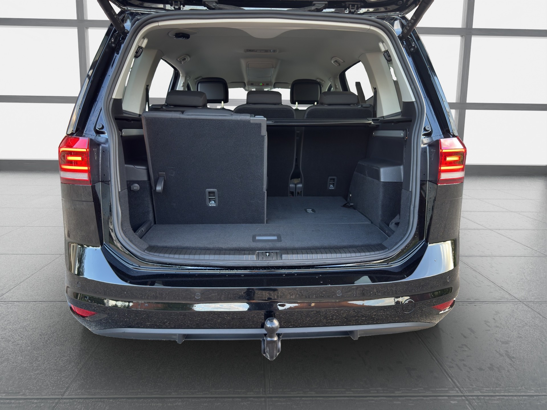 VW Touran 1.5 TSI EVO Highline DSG-image-8