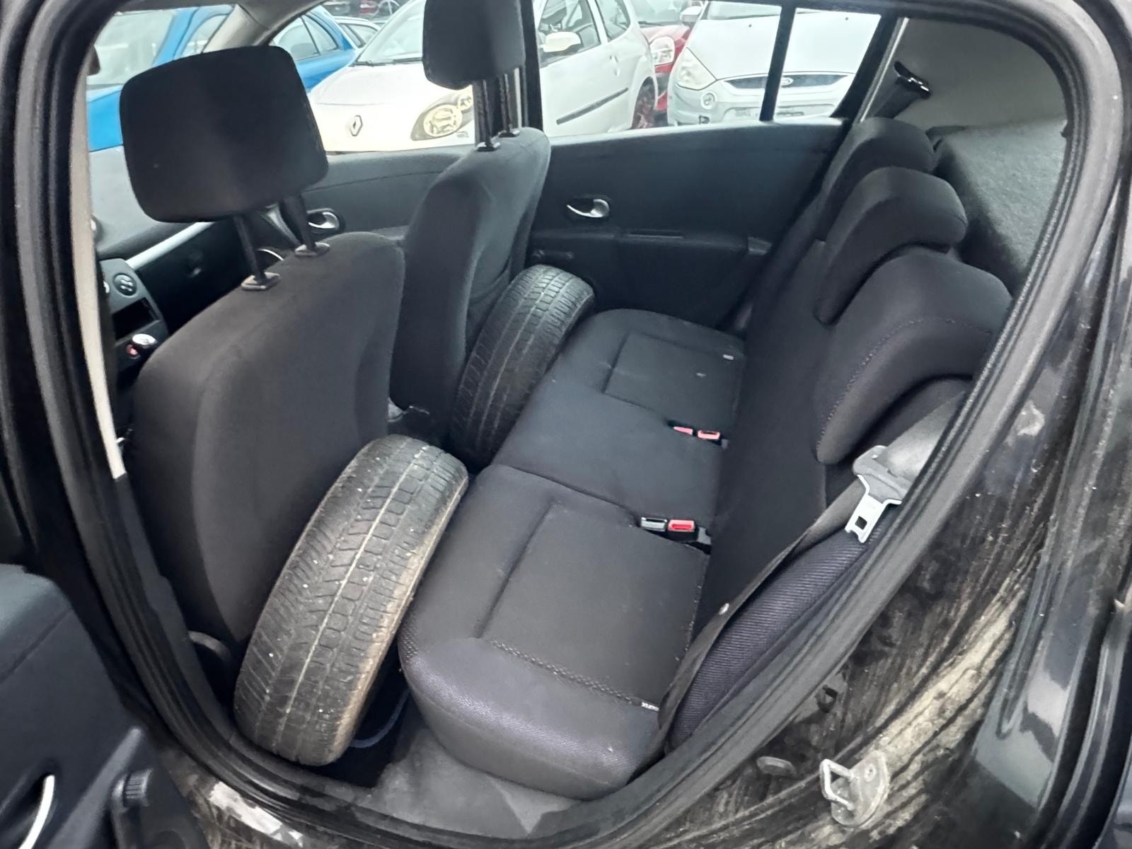 RENAULT Clio 1.2 16V Turbo Dynamique-image-8