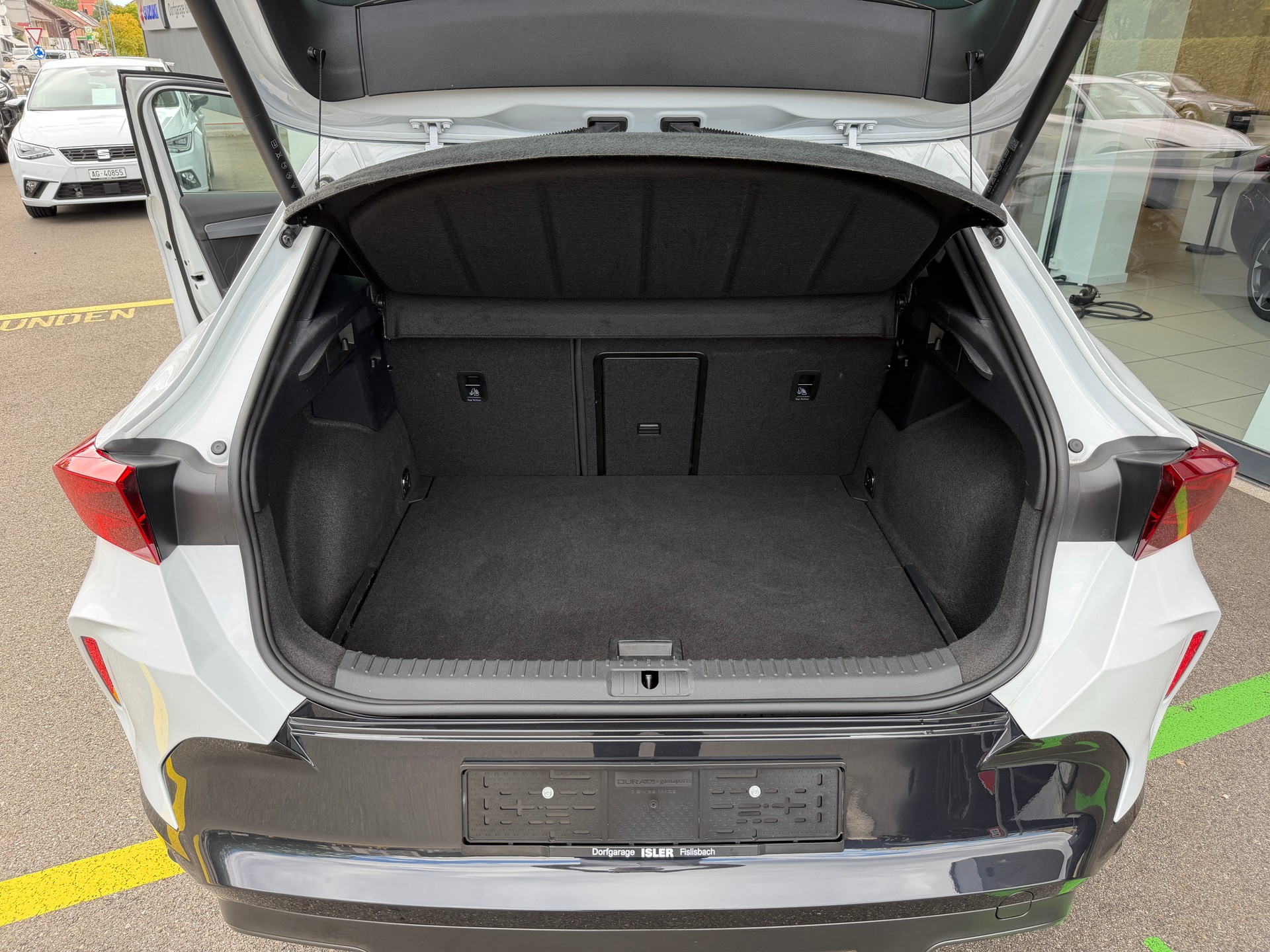 CUPRA Formentor 1.5 TSI DSG-image-6