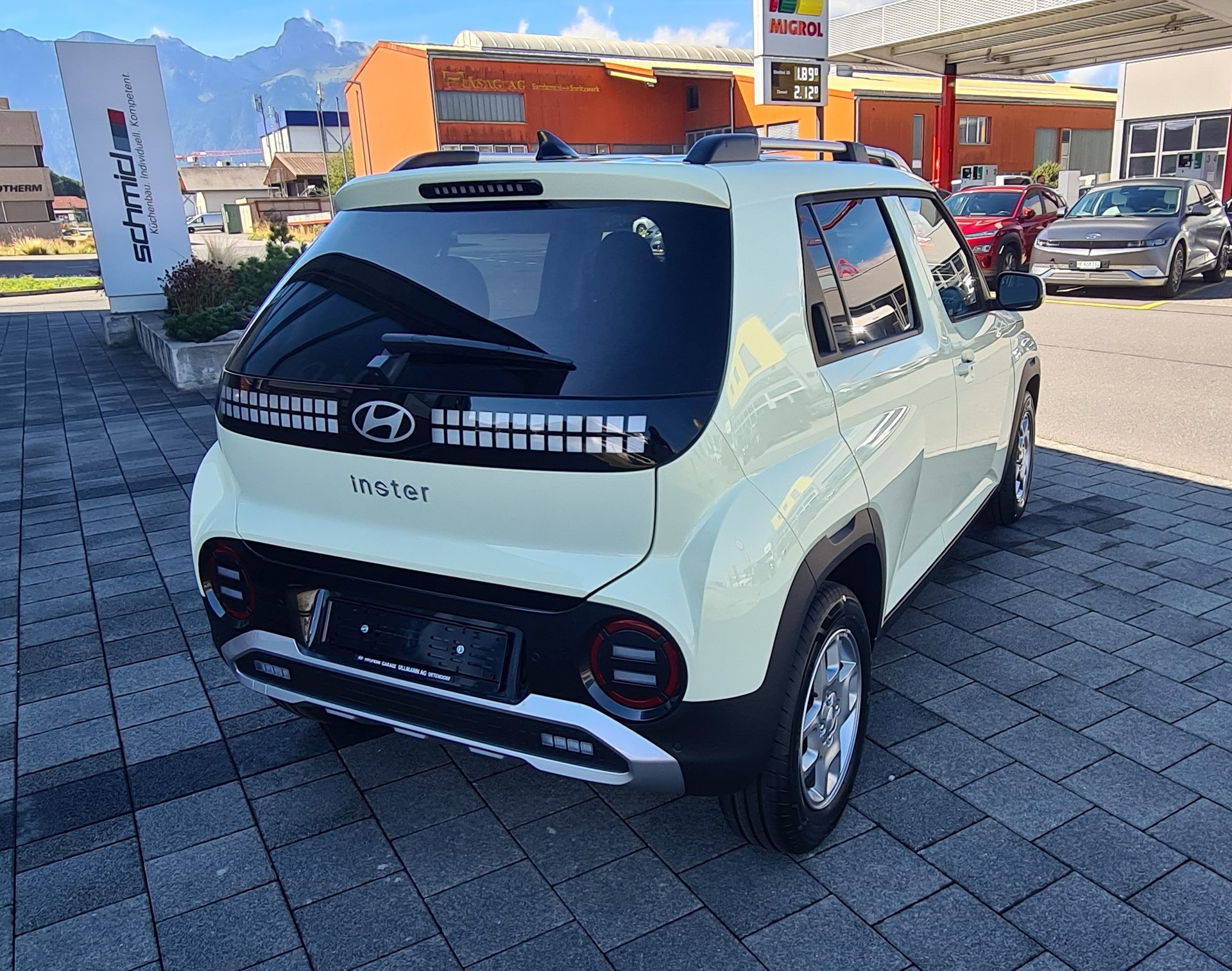 HYUNDAI Inster 49kWh Amplia-image-4