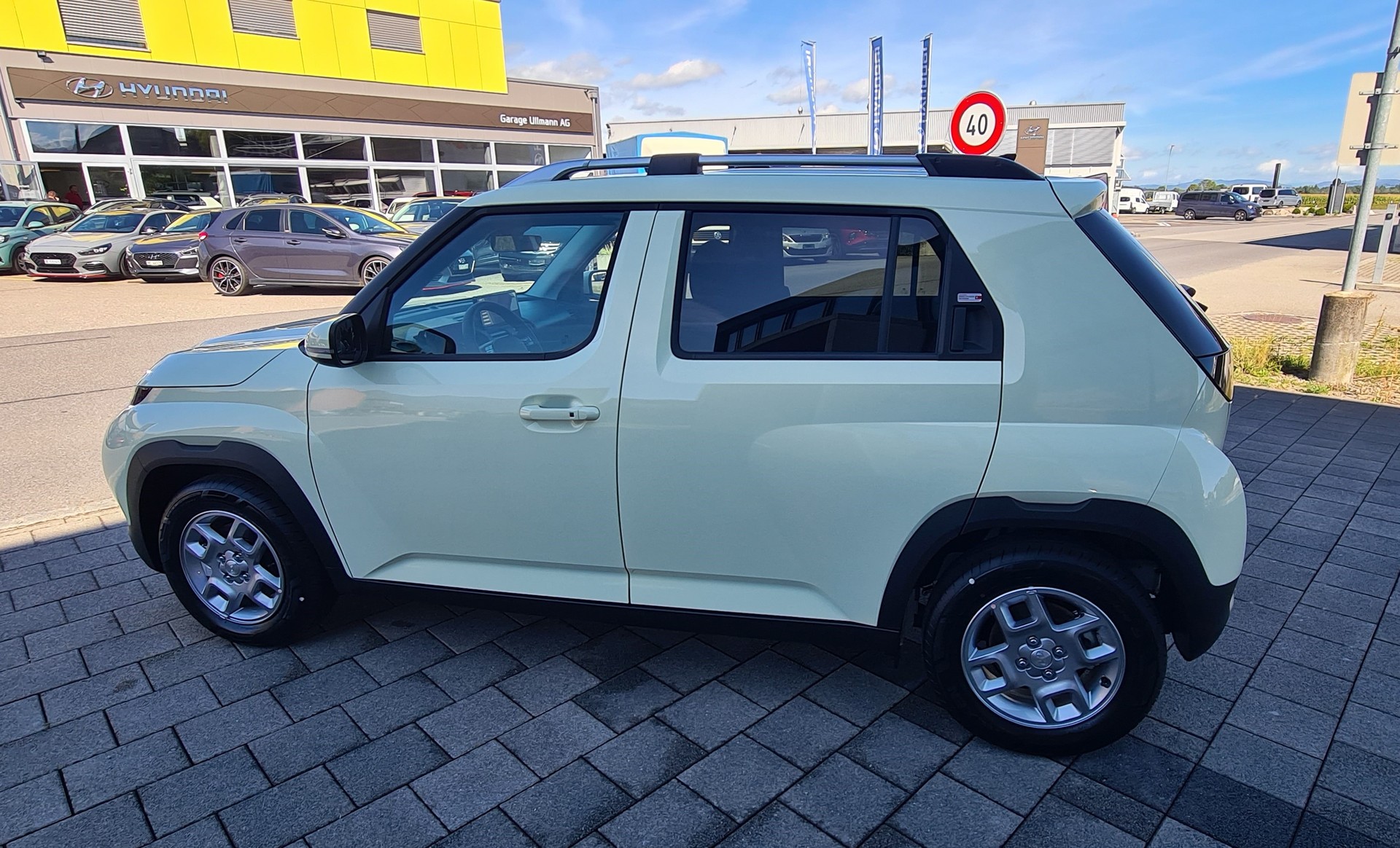 HYUNDAI Inster 49kWh Amplia-image-6