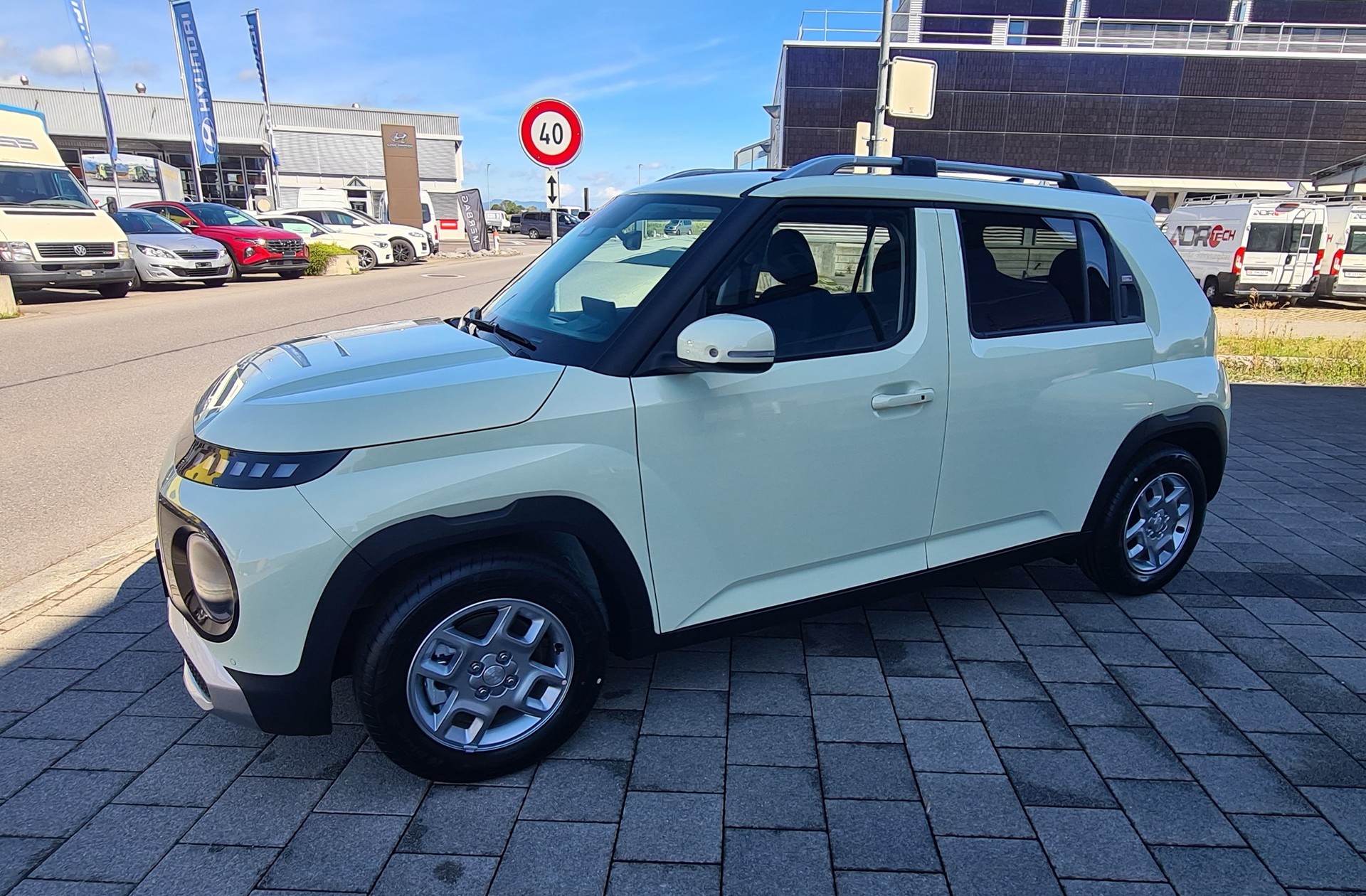 HYUNDAI Inster 49kWh Amplia-image-7