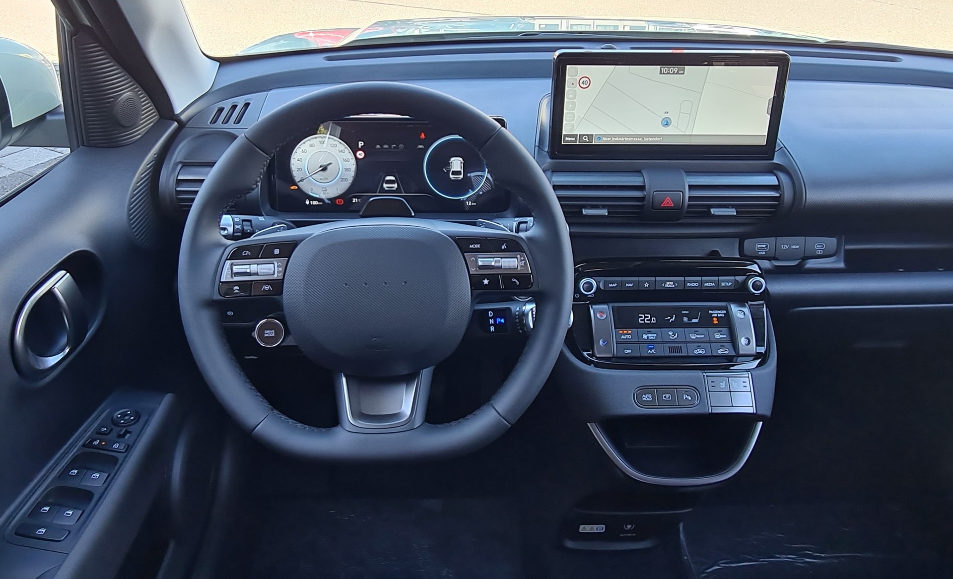 HYUNDAI Inster 49kWh Amplia-image-12