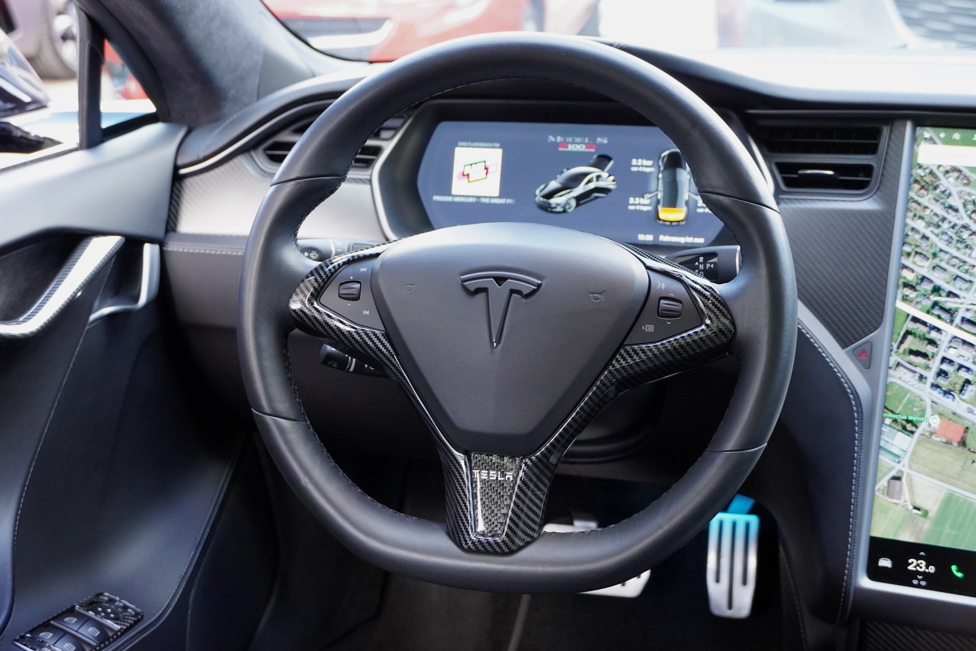 TESLA Model S 100 D Performance-image-16
