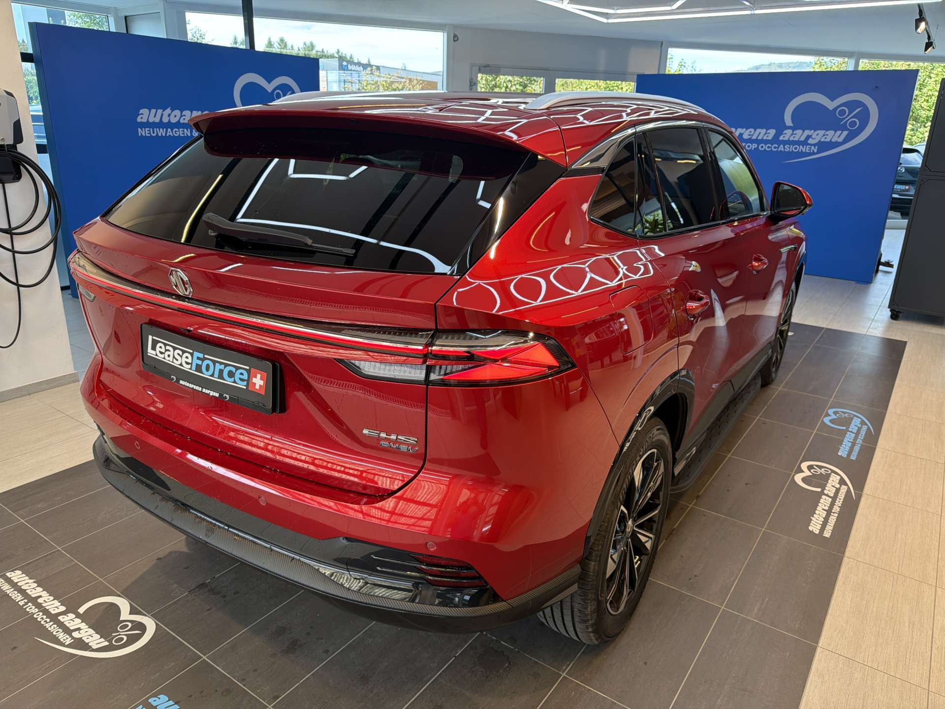 MG HS 1.5 T PHEV Comfort 272PS Automat-image-2
