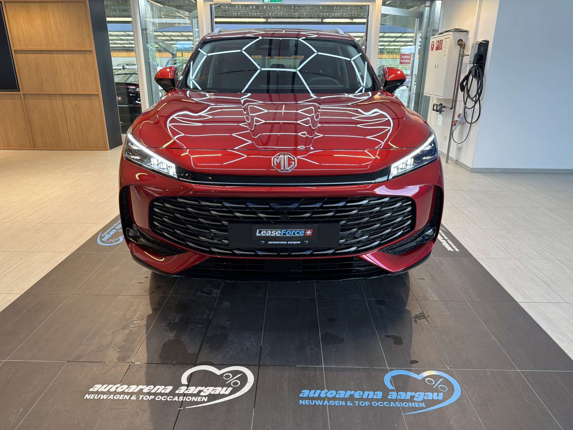 MG HS 1.5 T PHEV Comfort 272PS Automat-image-10