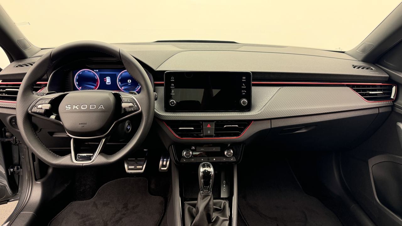 SKODA Kamiq 1.5 TSI Monte Carlo DSG-image-5