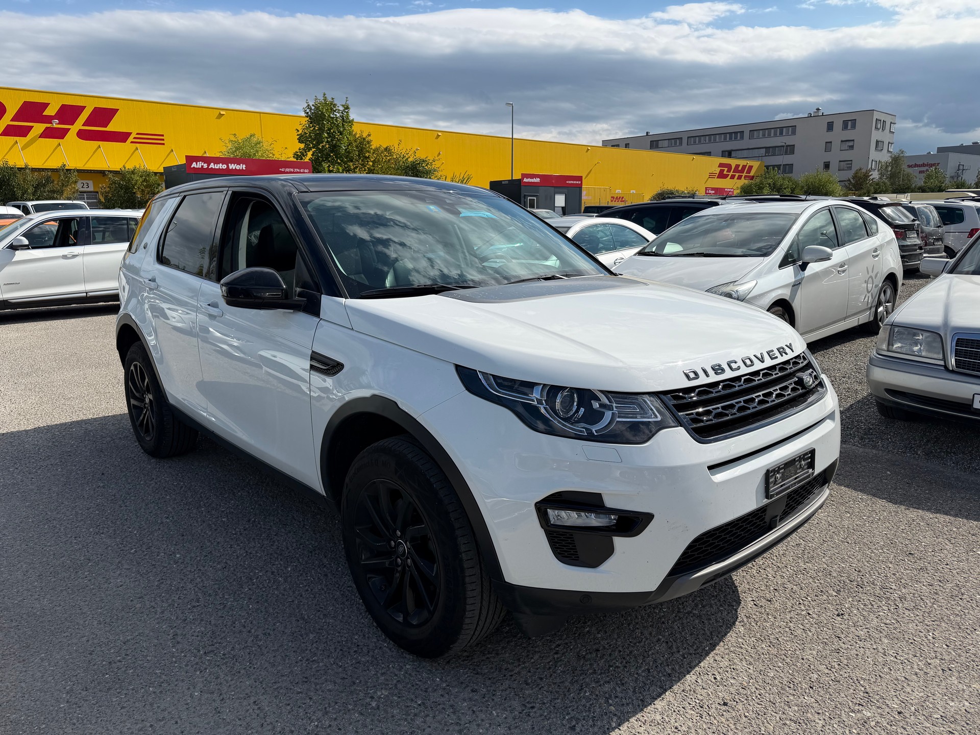 LAND ROVER Dicovery Sport Si4-image-2