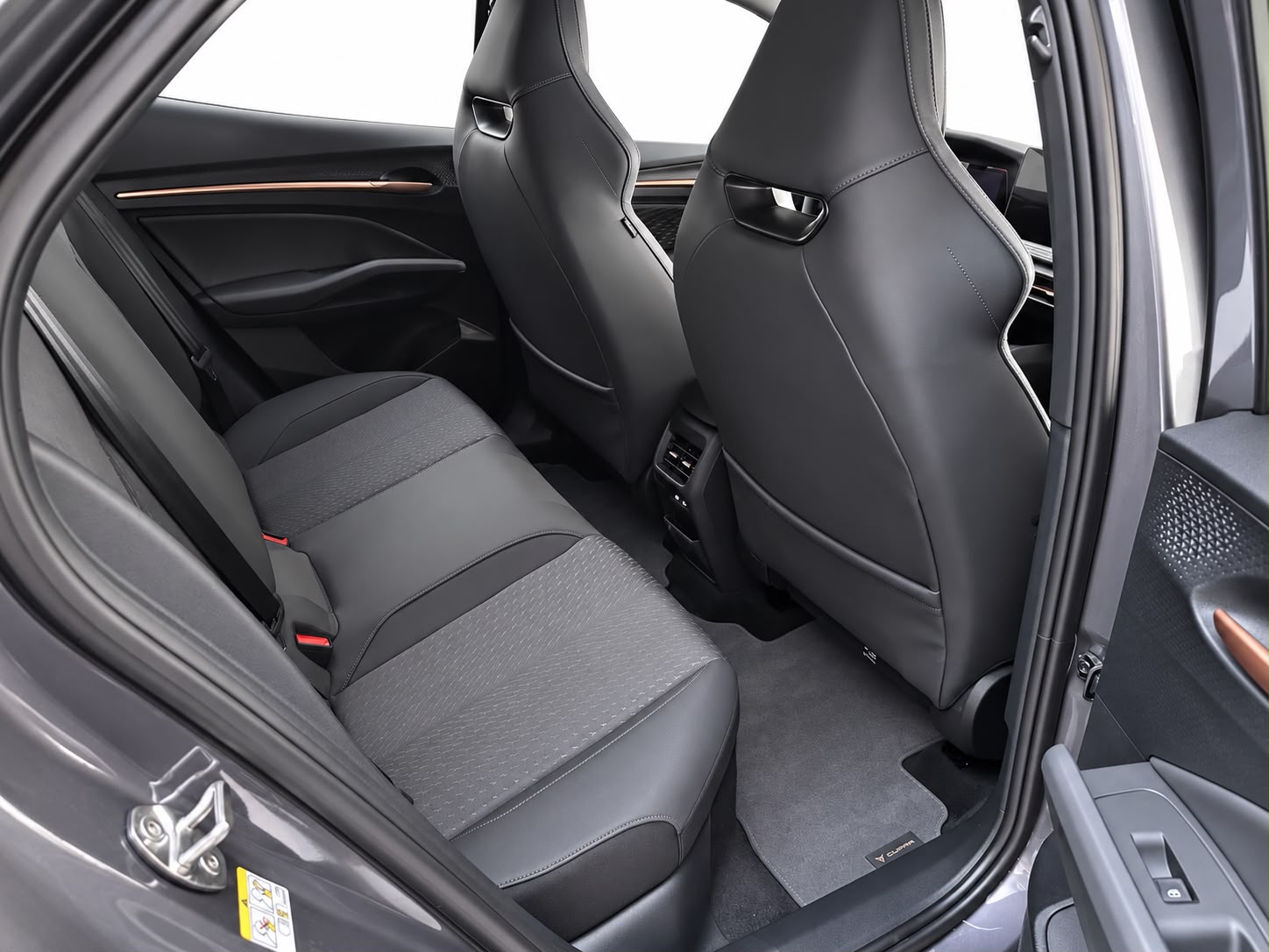 CUPRA Raval 52 kWh Endurance Prime Edition-image-9