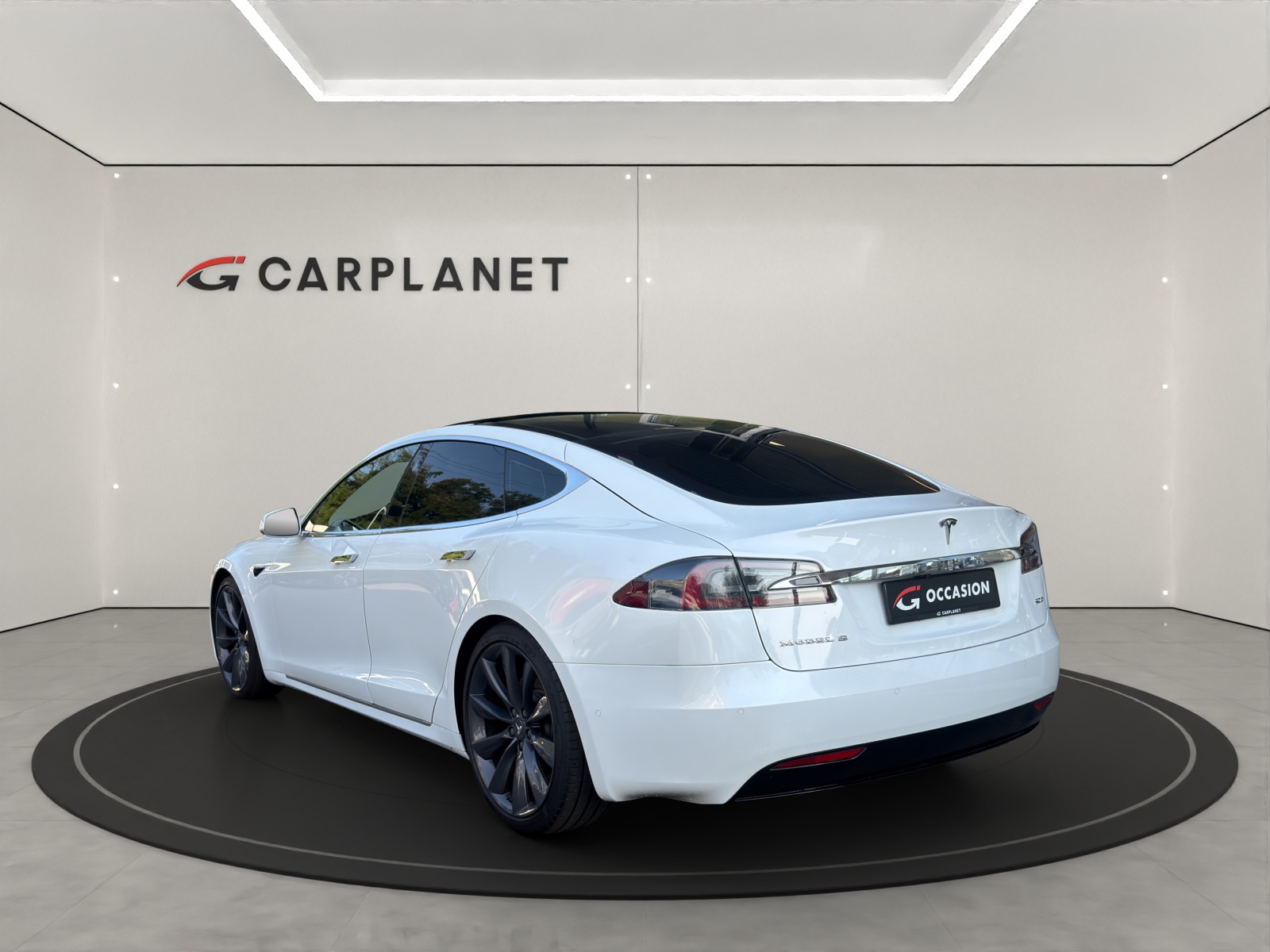 TESLA Model S 90 D-image-2