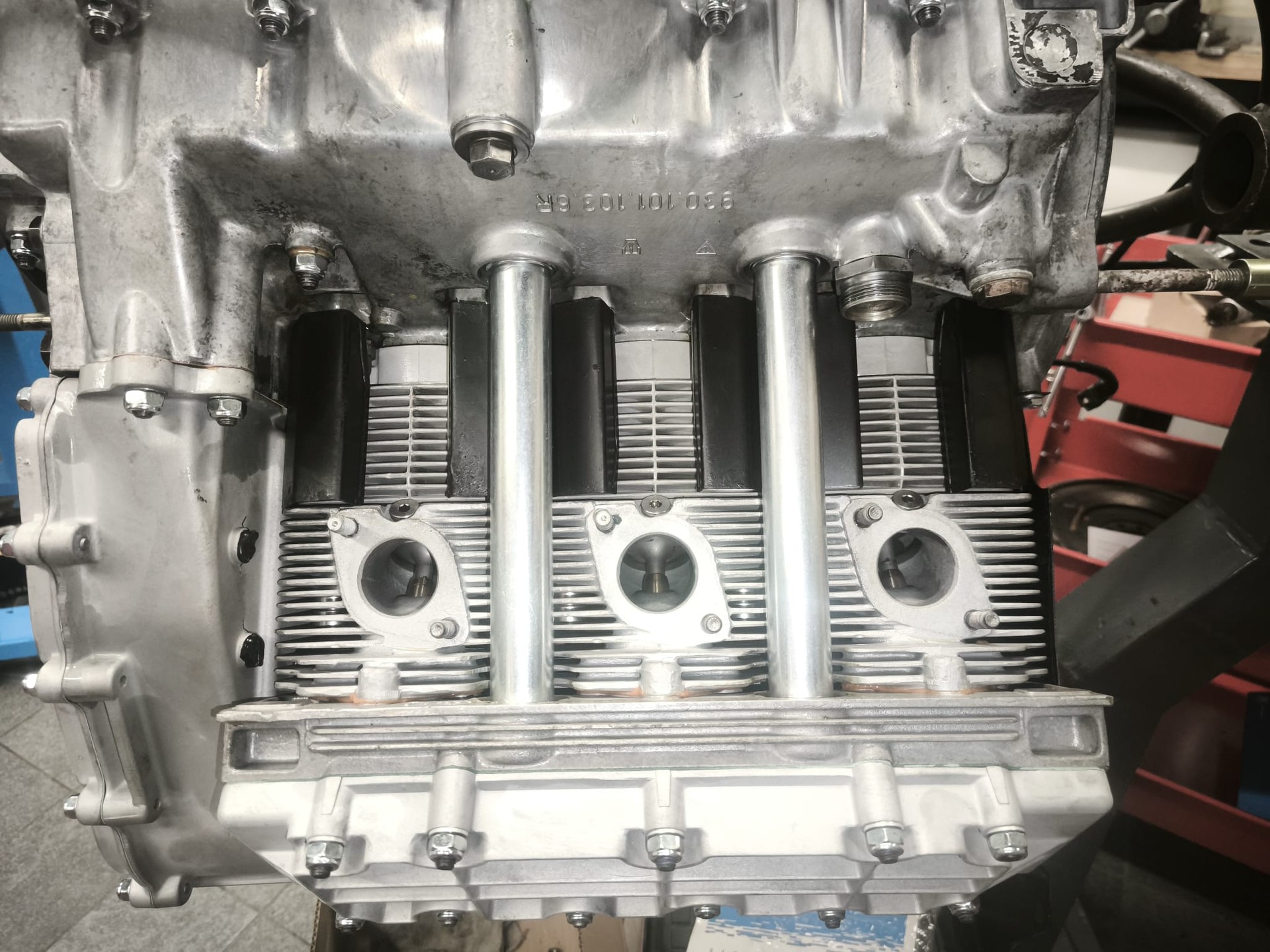 PORSCHE 3.0 SC Targa-image-18