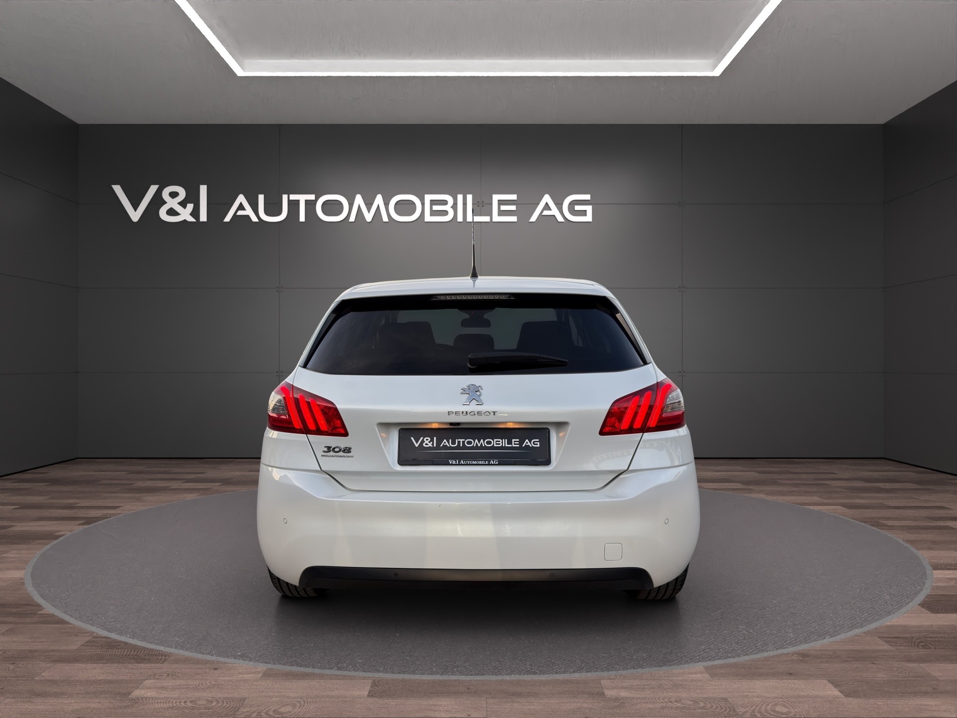 PEUGEOT 308 1.2 Pure Tech Allure EAT6-image-5