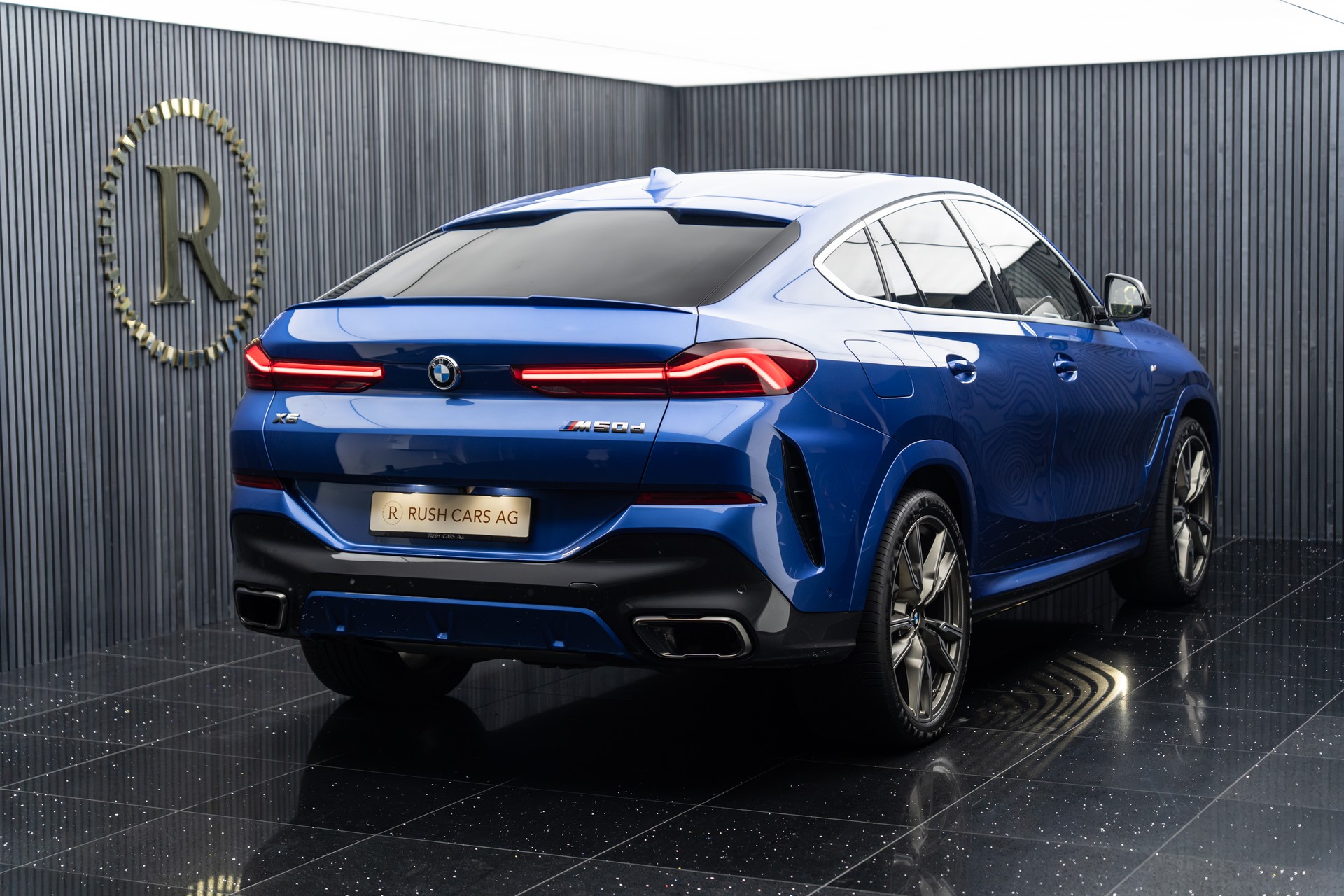BMW X6 M50d-image-3