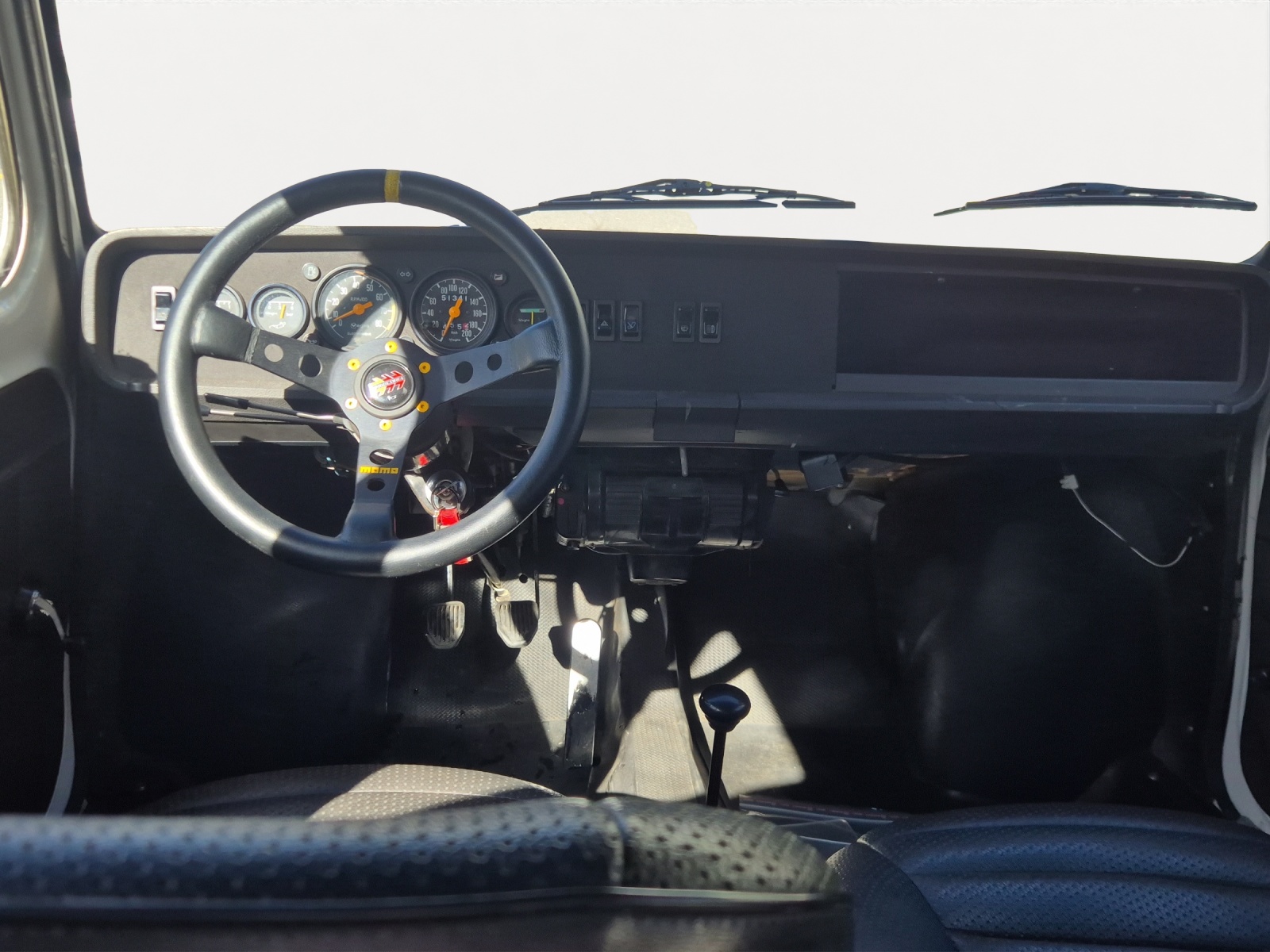 SIMCA Rallye 2-image-6