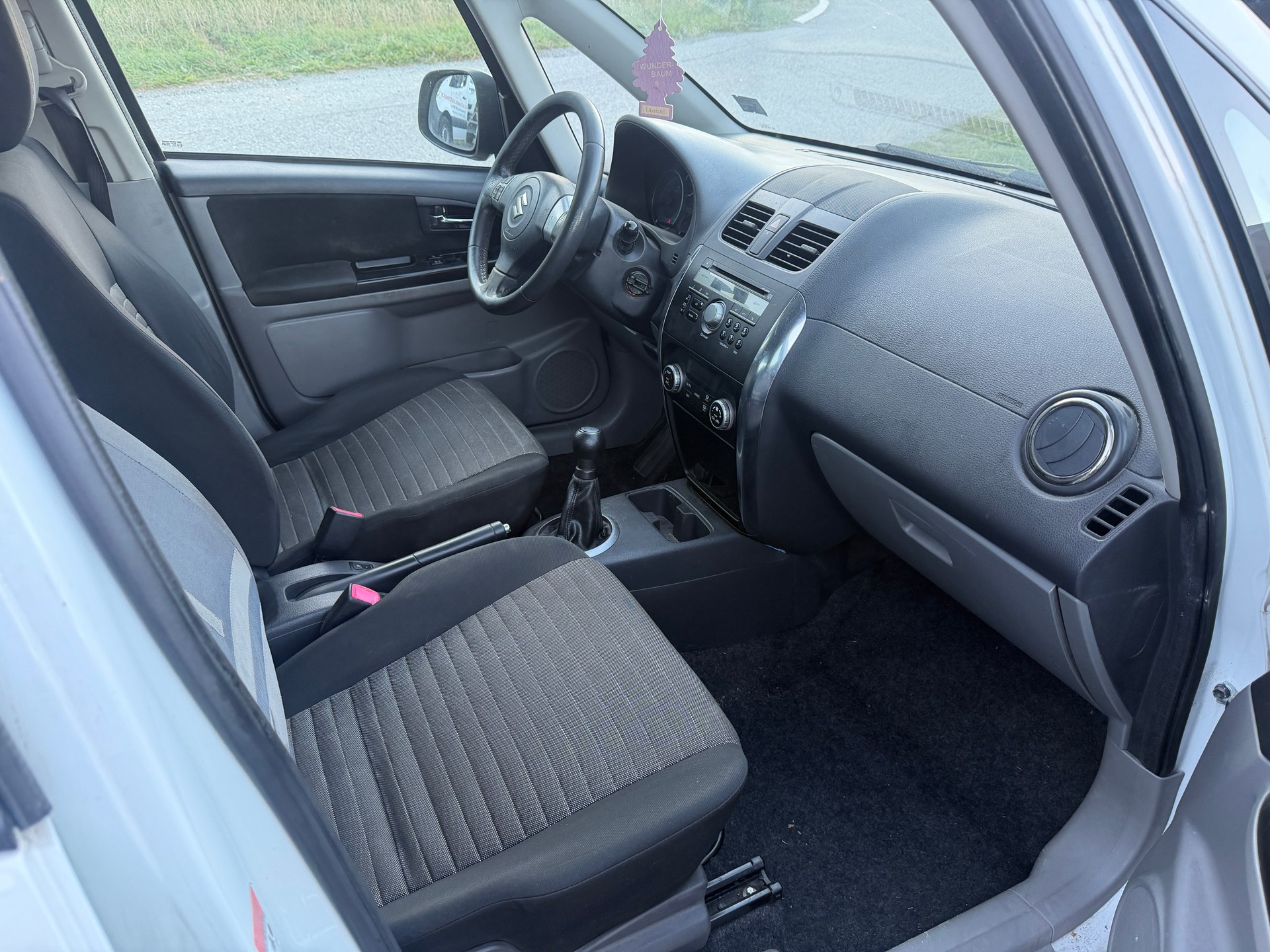 SUZUKI SX4 1.6 16V GL Top 4WD-image-11