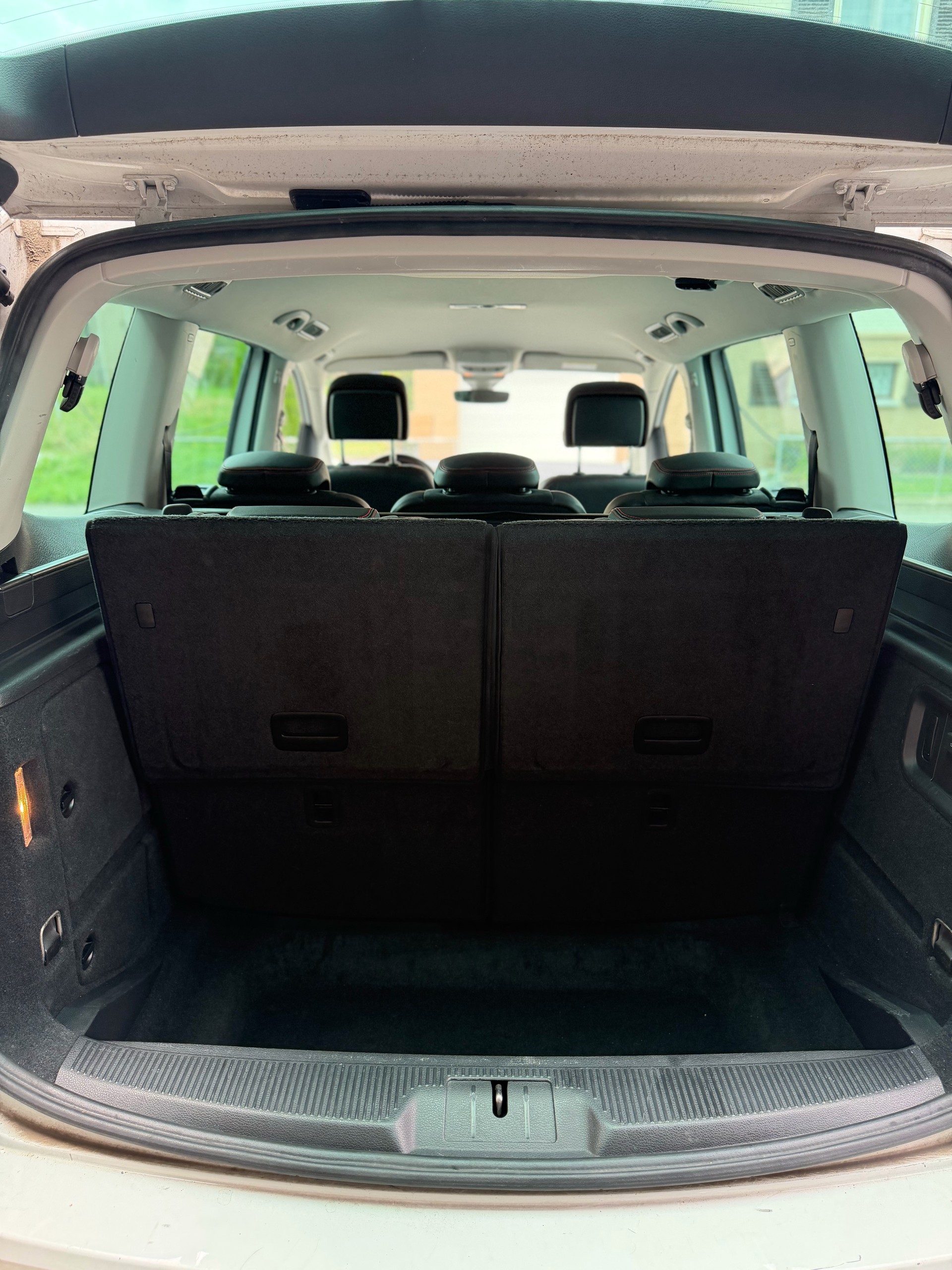 SEAT 2.0 TDI 184 FR Line 4x4 DSG **7. Plätzer**-image-8