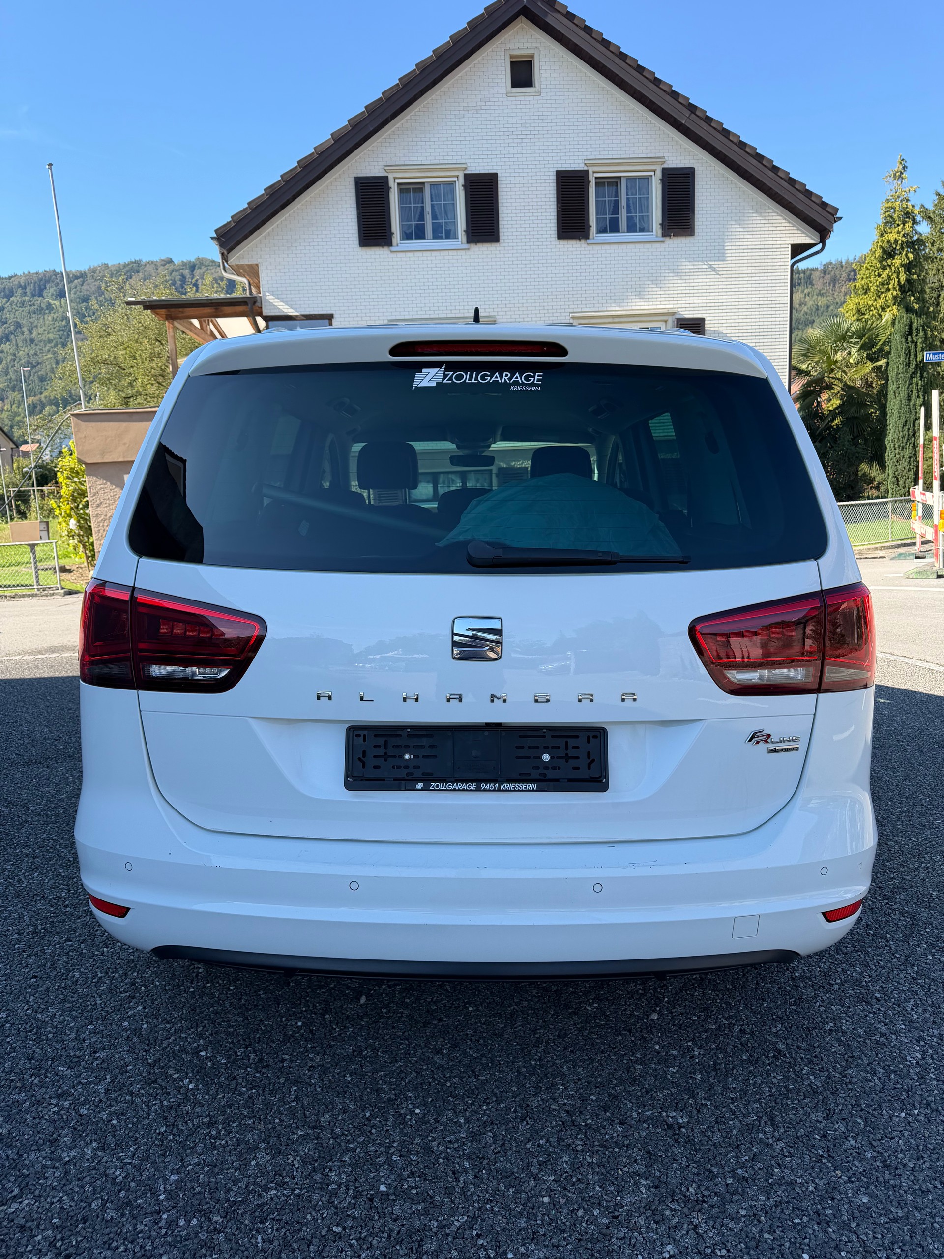 SEAT 2.0 TDI 184 FR Line 4x4 DSG **7. Plätzer**-image-3