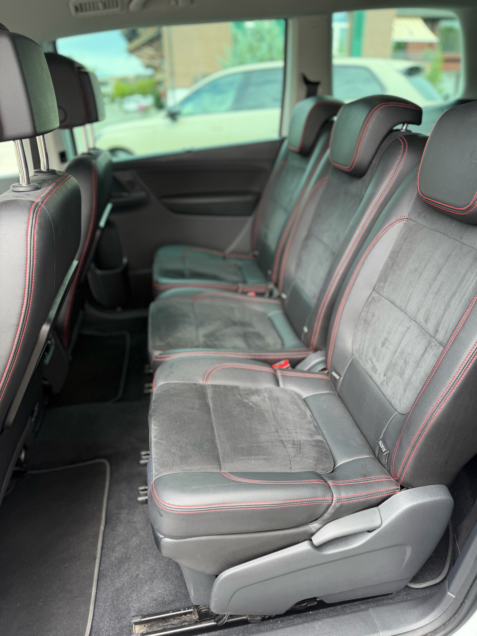 SEAT 2.0 TDI 184 FR Line 4x4 DSG **7. Plätzer**-image-6