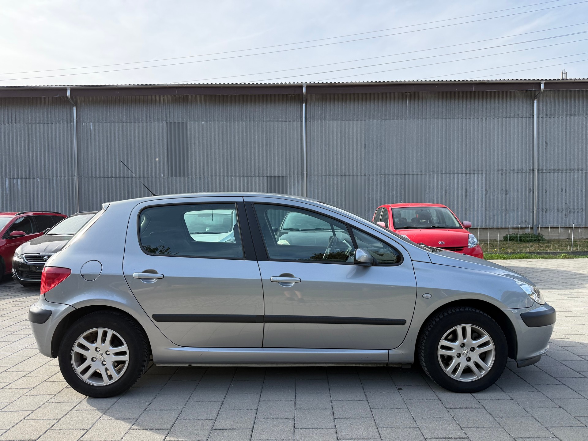 PEUGEOT 2.0 L 16V-image-3