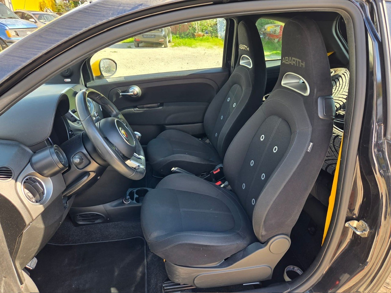 FIAT 595 1.4 16V Turbo Abarth Pista-image-10