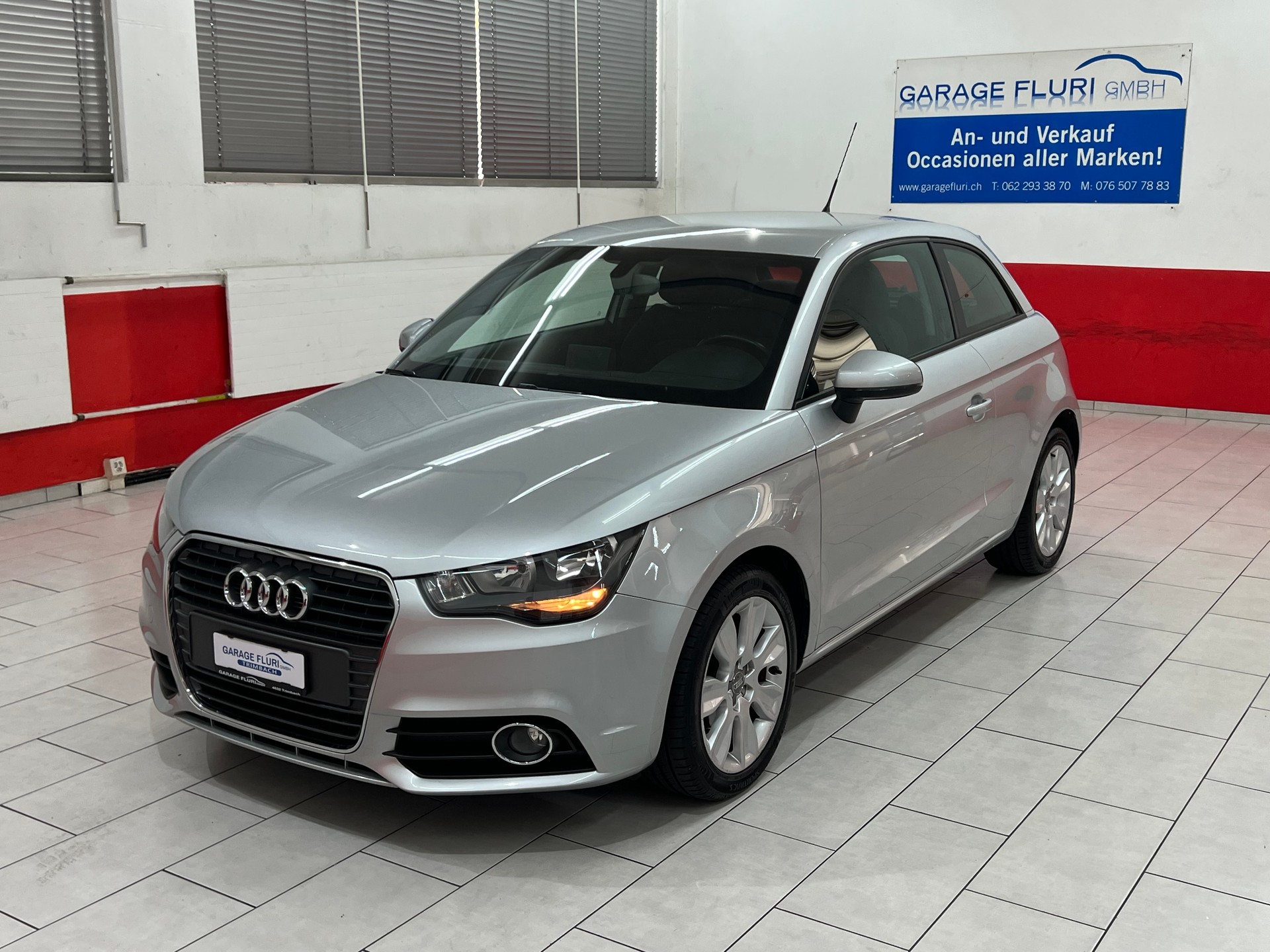 AUDI A1 1.2 TFSI Ambition-image-1