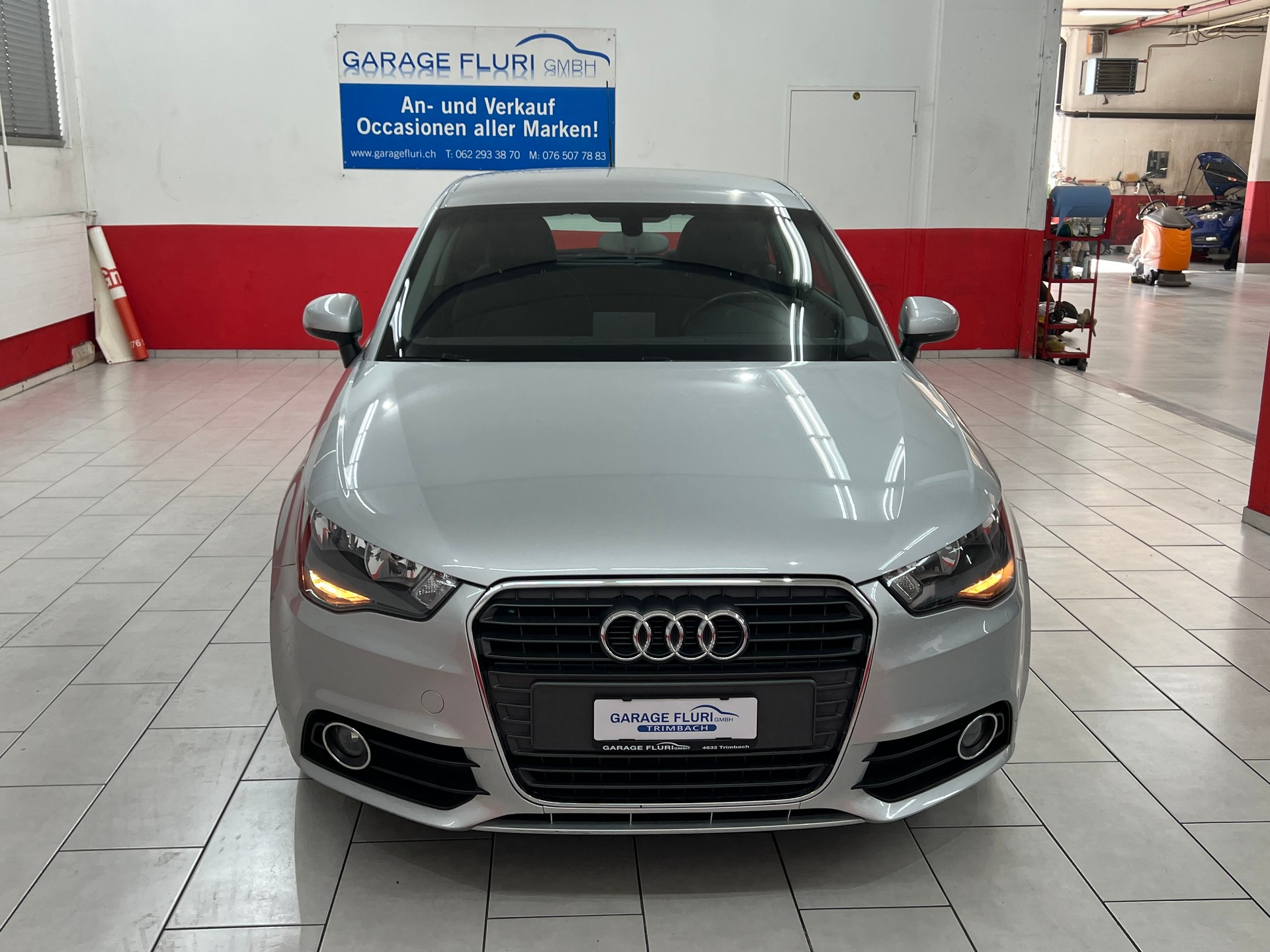 AUDI A1 1.2 TFSI Ambition-image-2