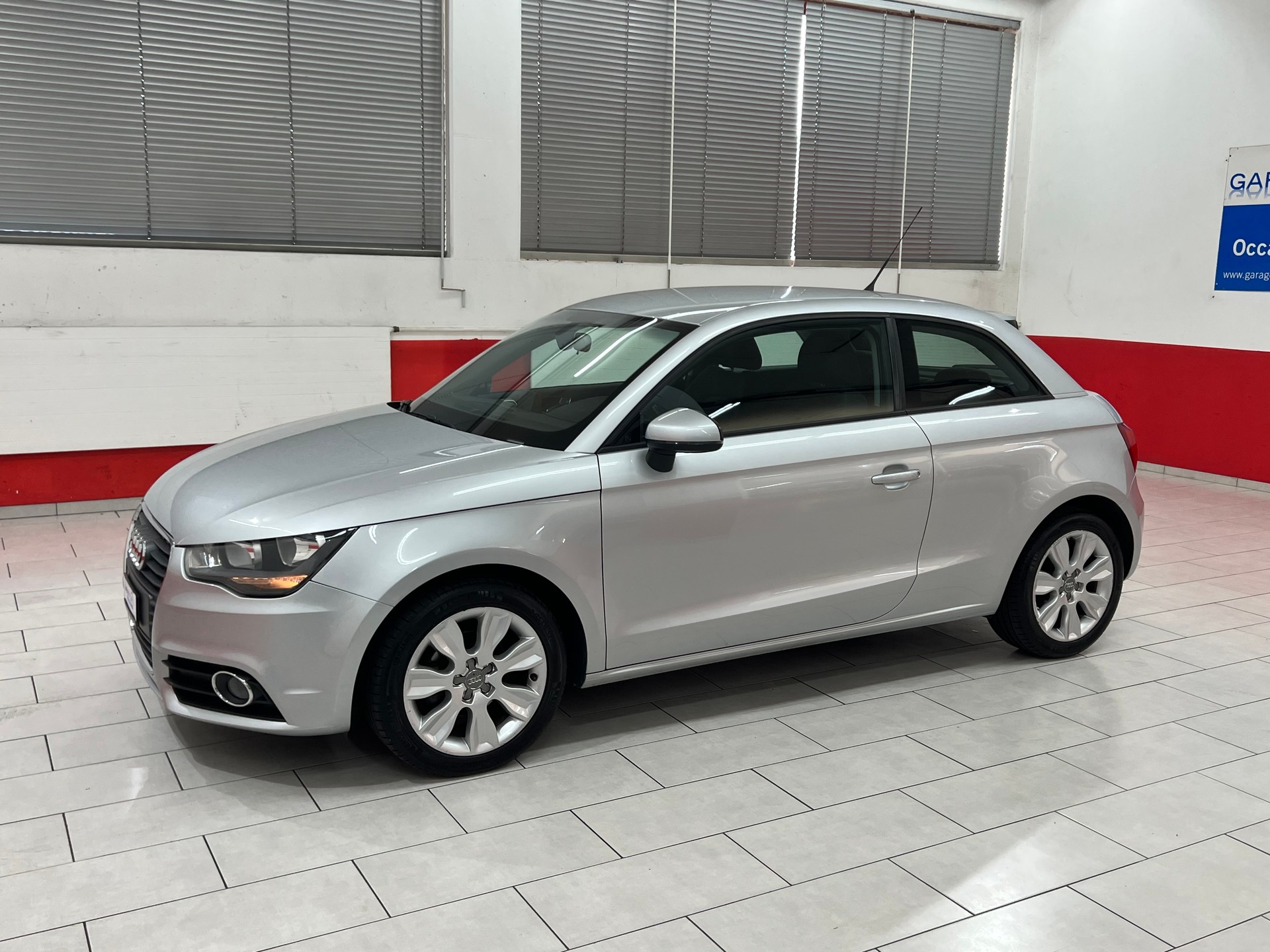 AUDI A1 1.2 TFSI Ambition-image-0