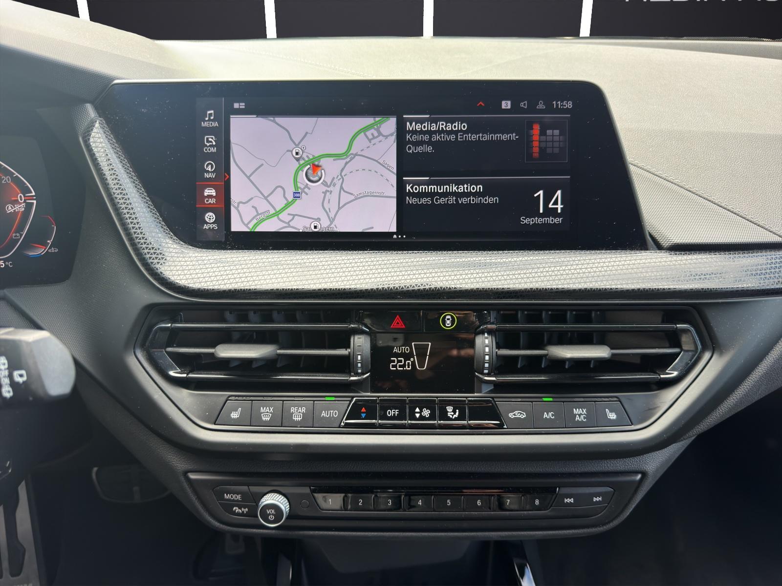 BMW 1er Reihe F40 118i-image-12