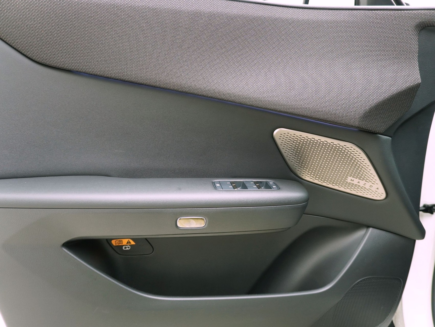 MAZDA CX-6e Takumi-image-26