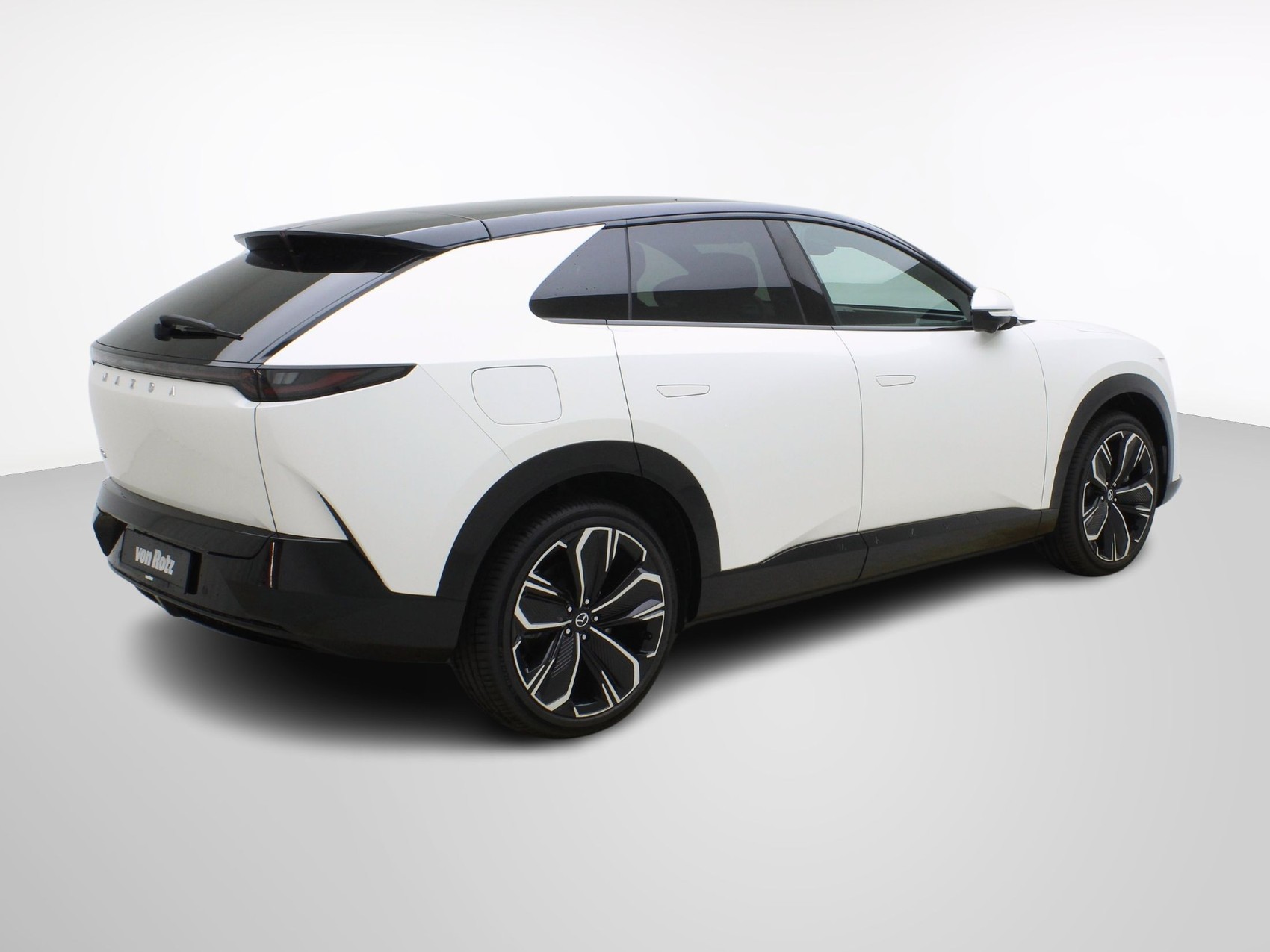 MAZDA CX-6e Takumi-image-3