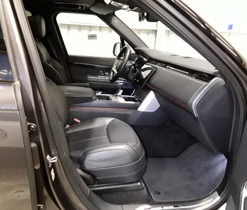 LAND ROVER Range Rover D350 3.0D I6 MHEV HSE Automatic-image-3
