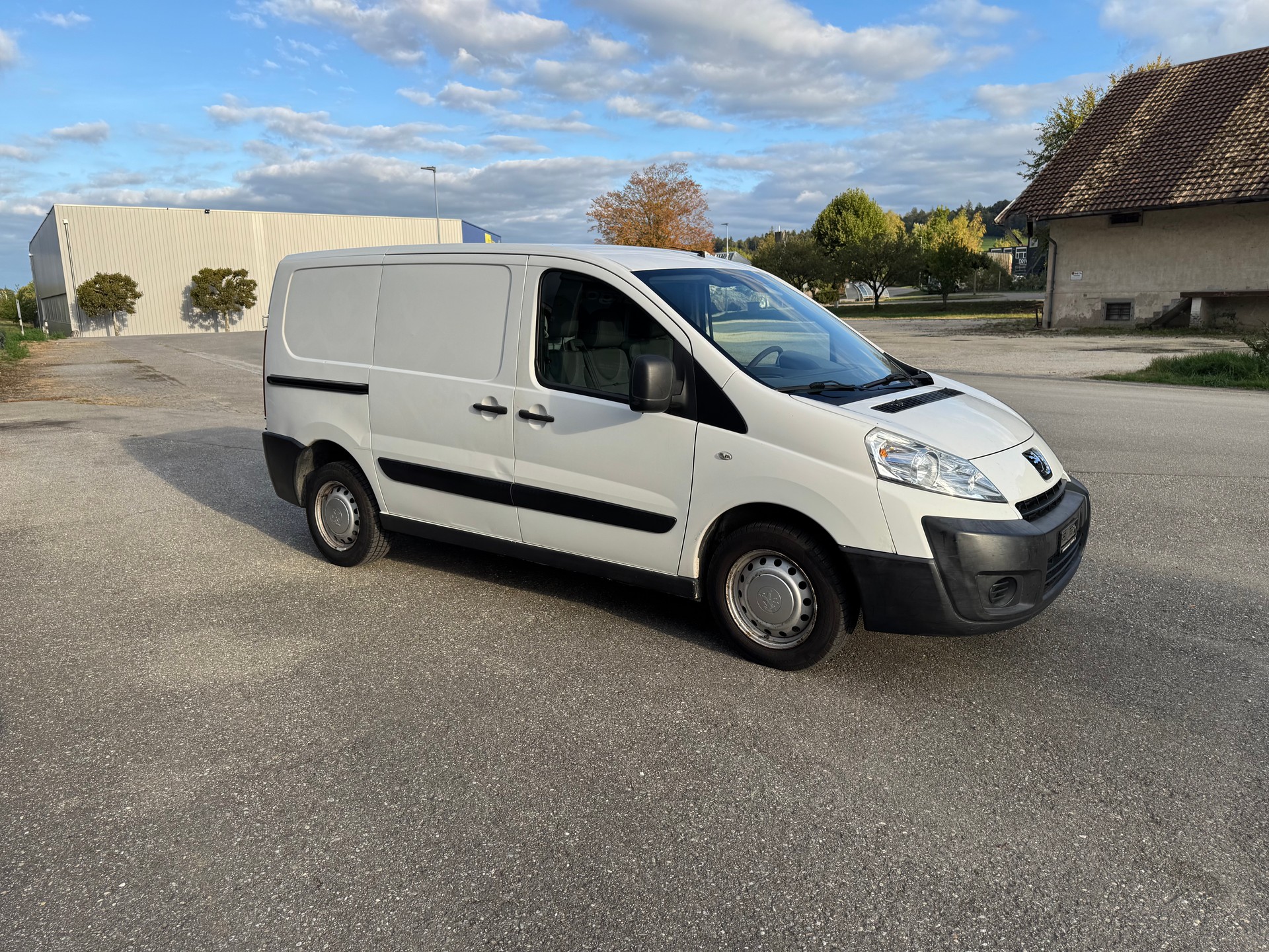 PEUGEOT Expert 2.0 HDi 229 L1H1-image-5