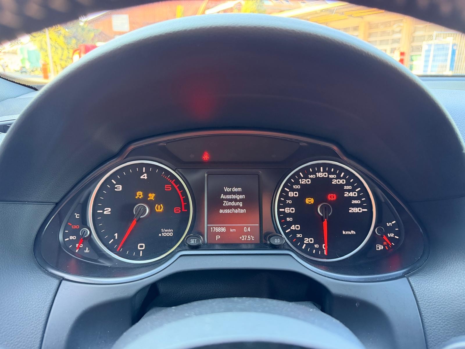 AUDI Q5 3.0 TDI clean quattro S-tronic-image-14