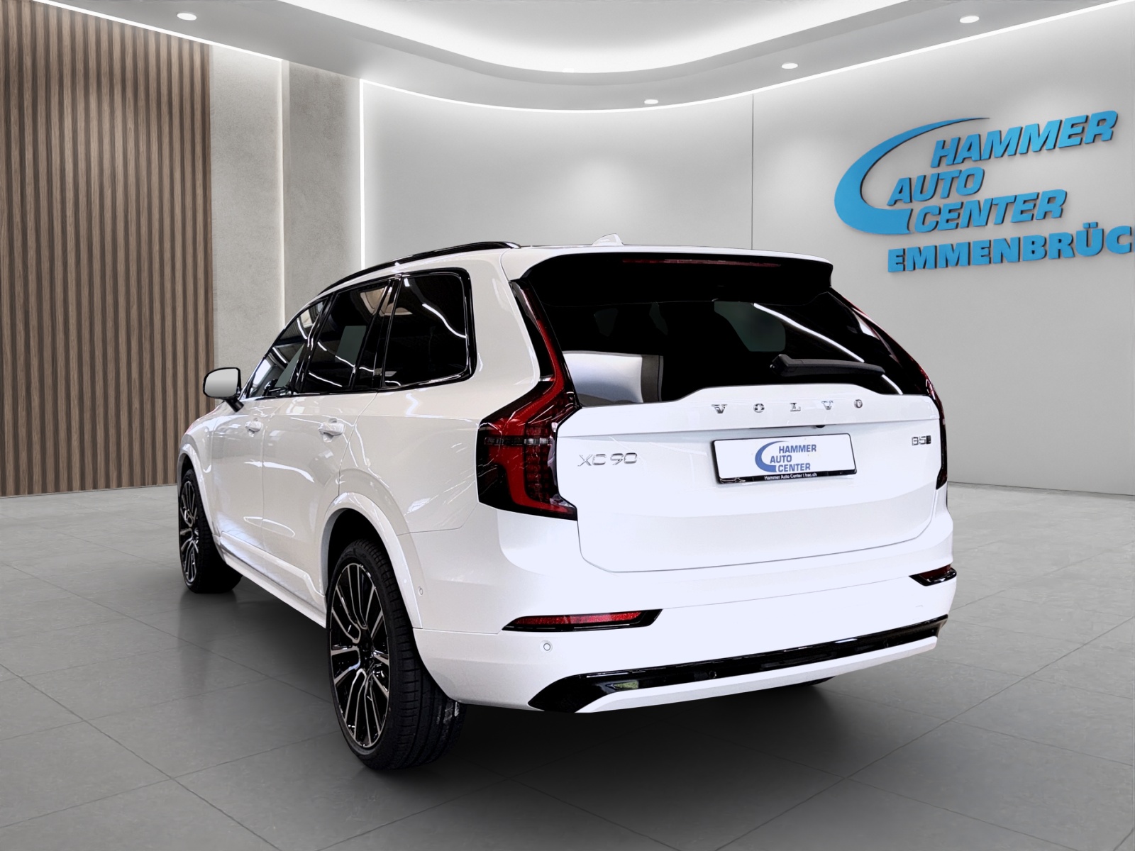 VOLVO XC90 2.0 B5 MH Ultra Dark AWD-image-2