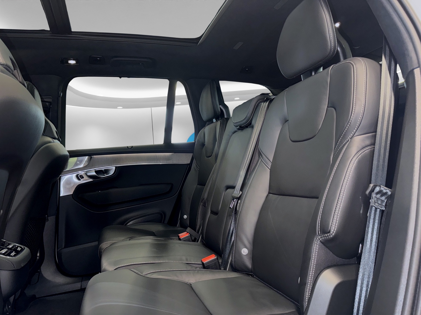 VOLVO XC90 2.0 B5 MH Ultra Dark AWD-image-13