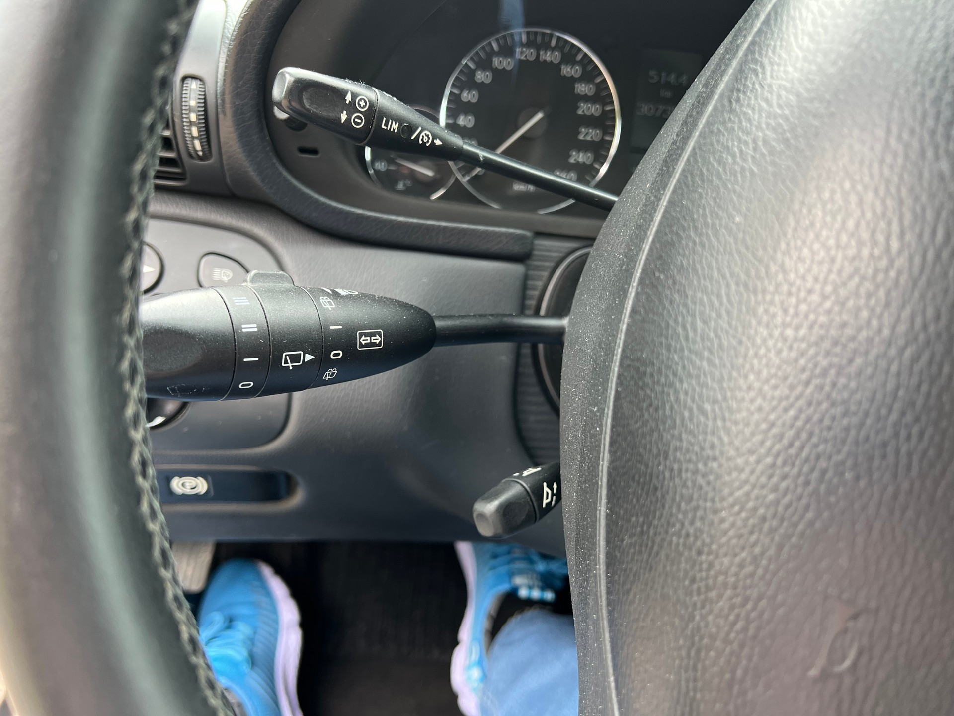 MERCEDES-BENZ C 240 Avantgarde 4Matic Automatic-image-9