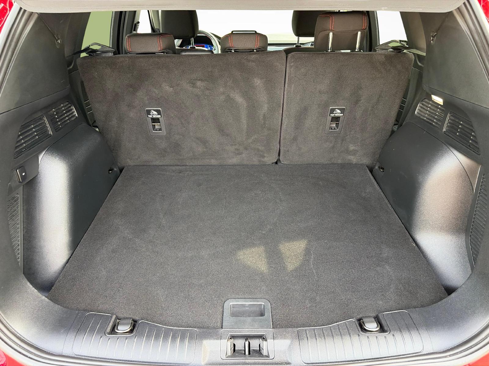 FORD Kuga 2.5 Hybrid ST-Line-image-19