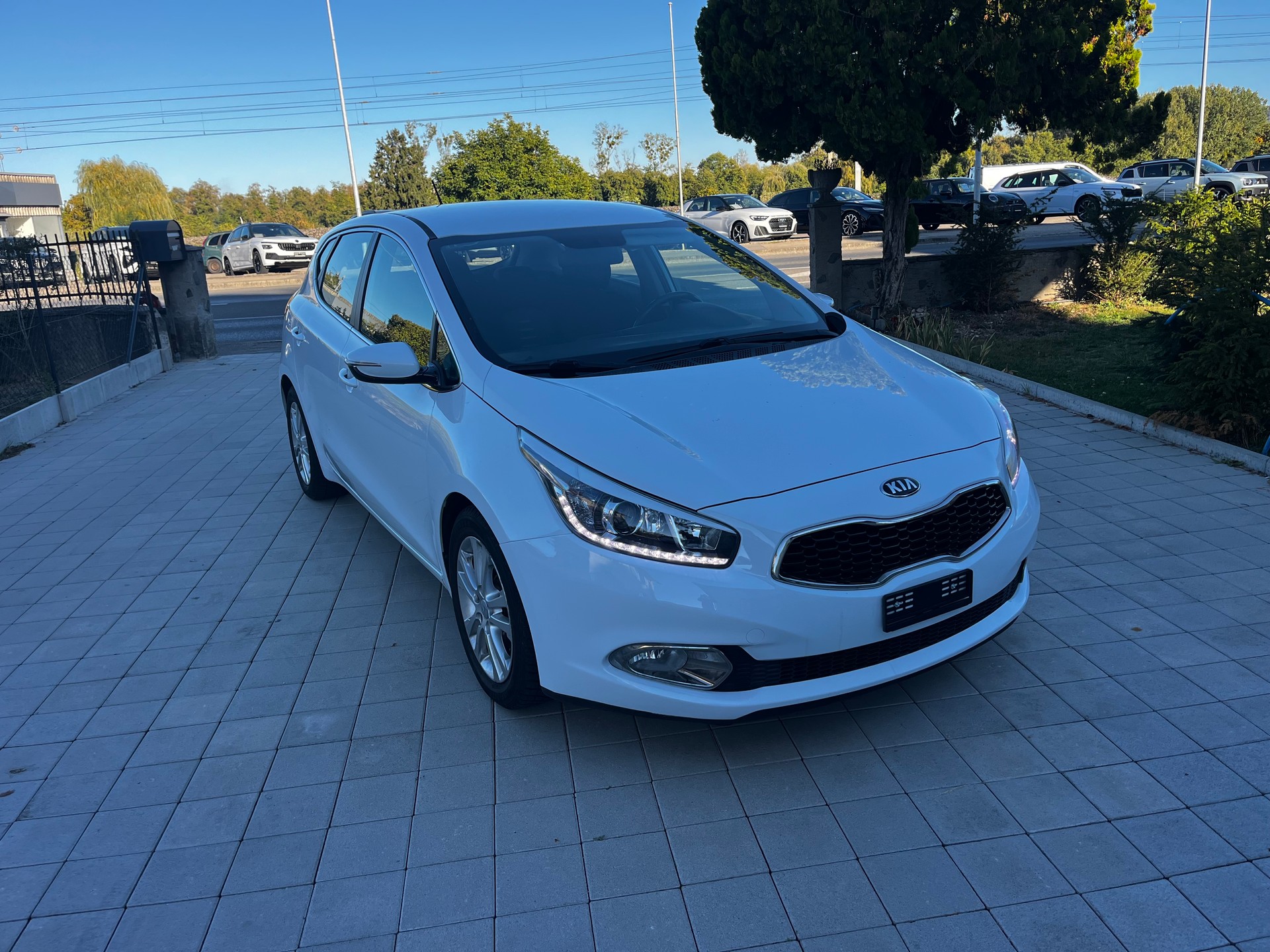 KIA Cee'd 1.6 GDi Style-image-0