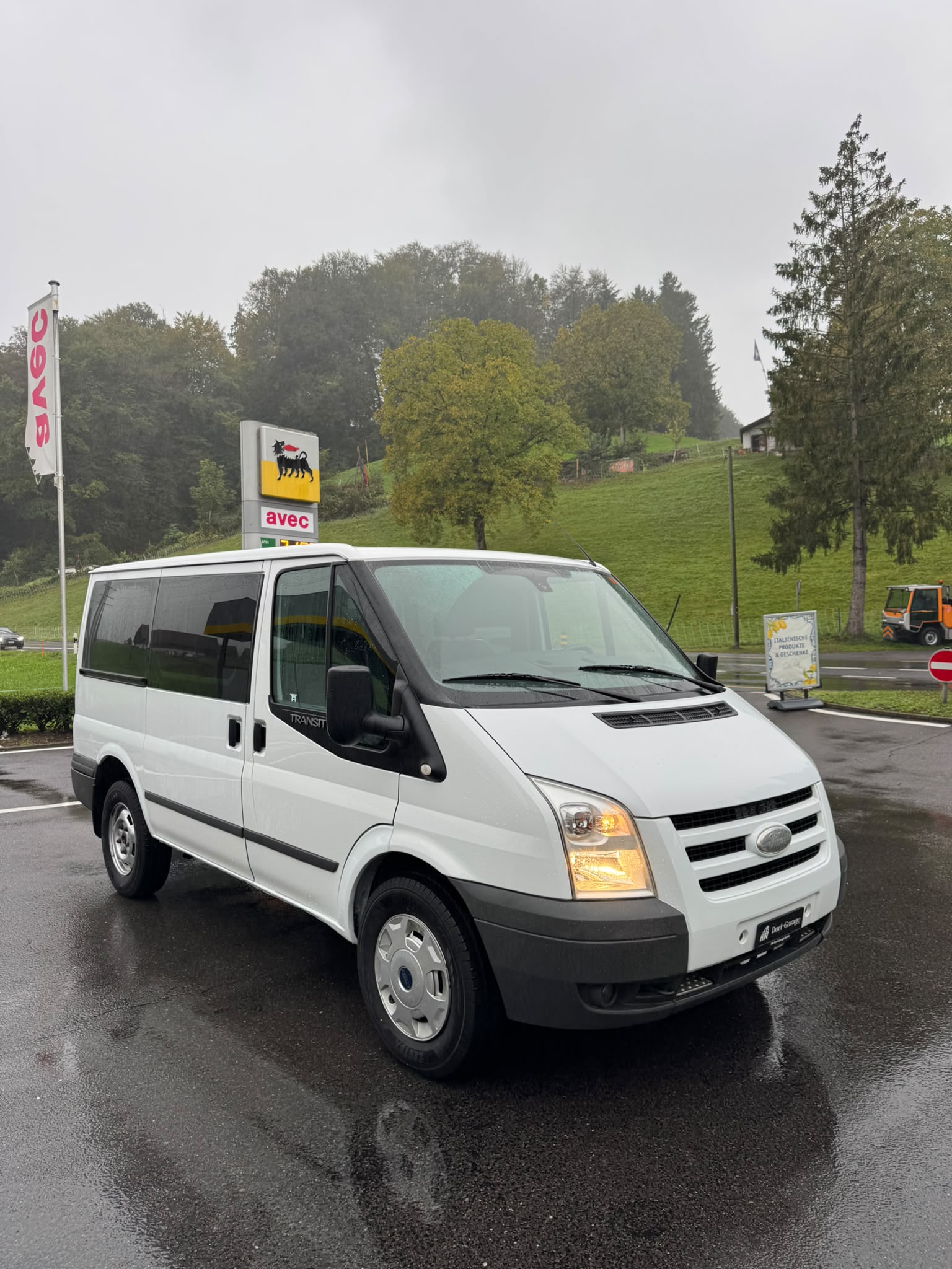FORD Transit 2.4 TDCi 330 S 4x4 Limited-image-0