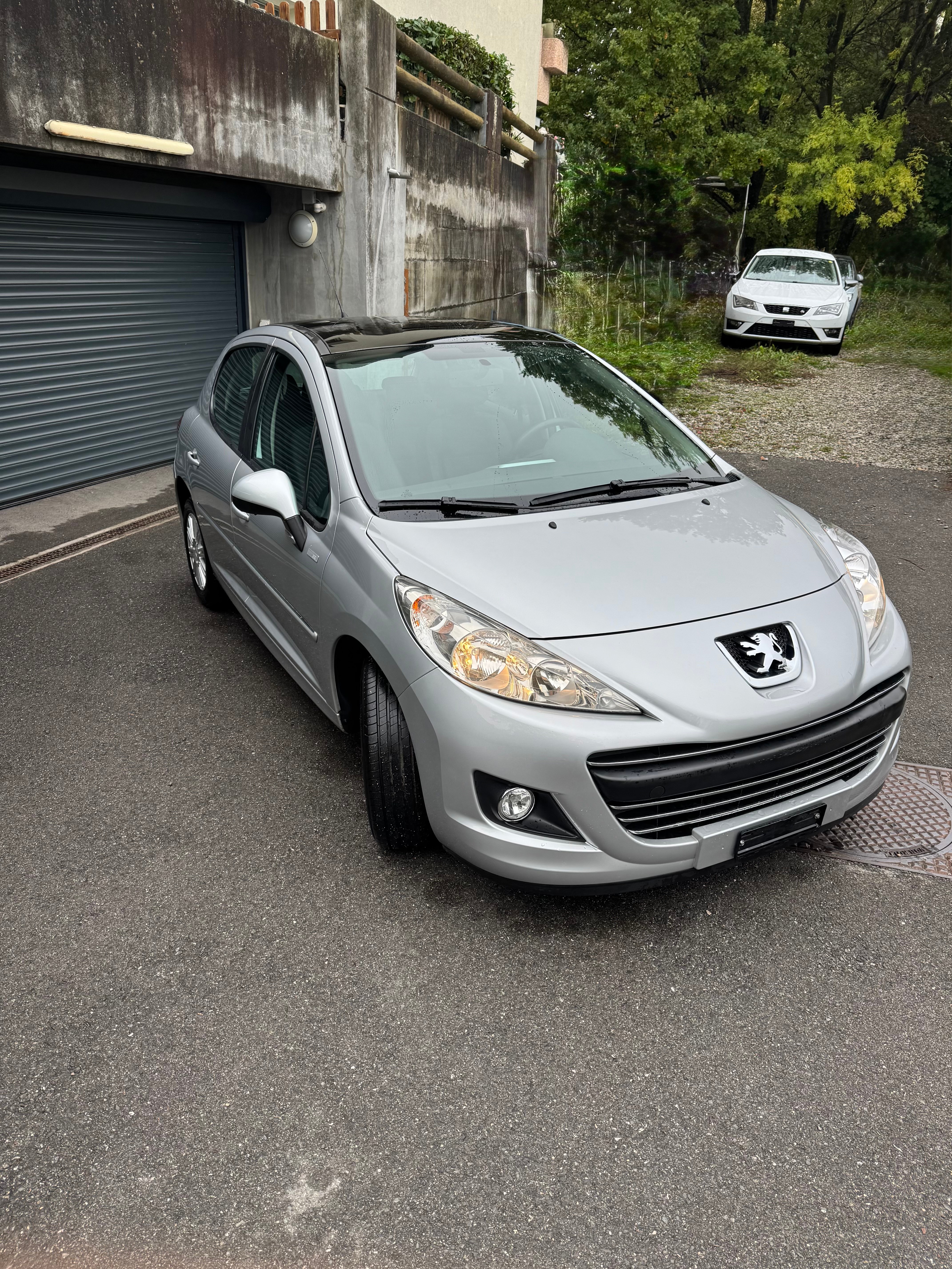 Car photo