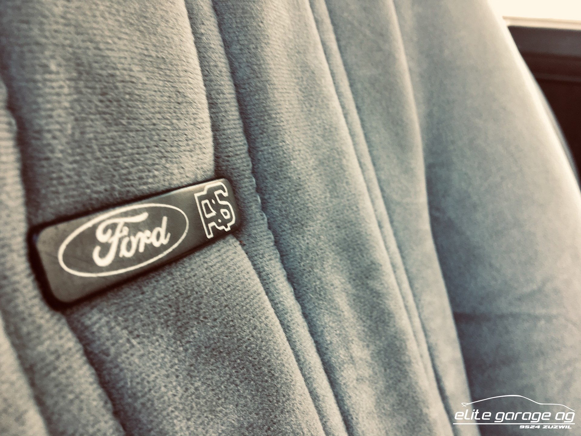 FORD Escort 1600 RSi-image-14