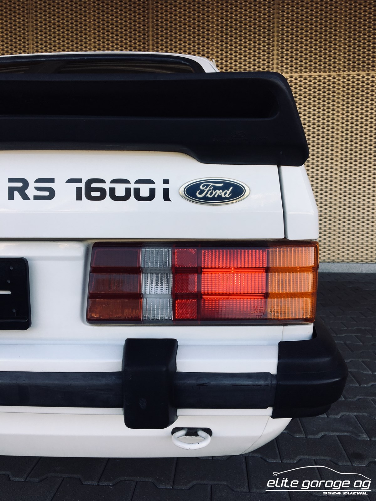 FORD Escort 1600 RSi-image-5