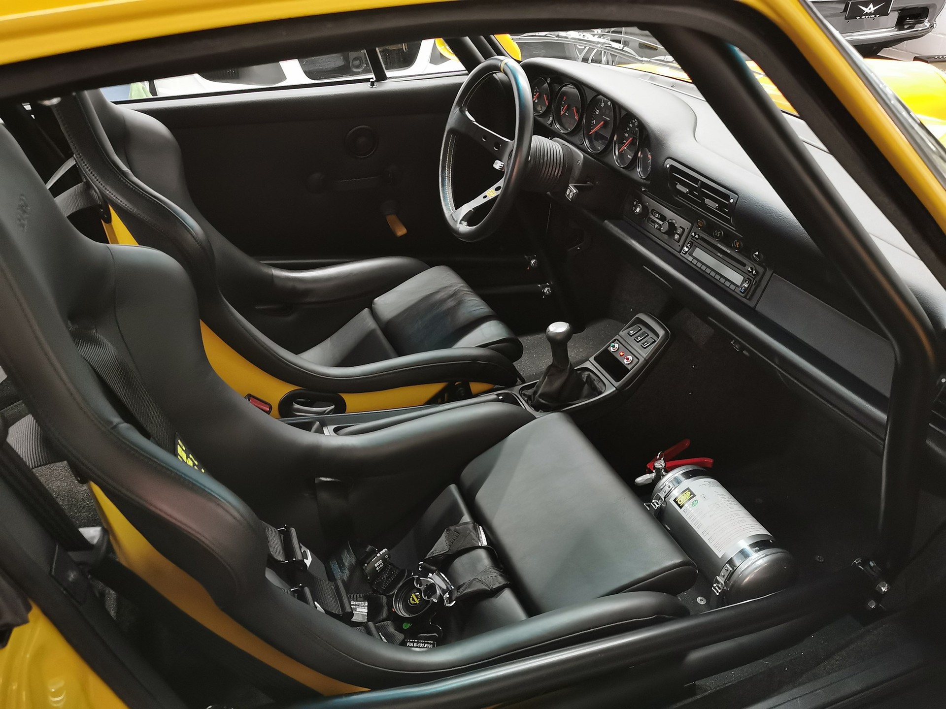 PORSCHE 911 Turbo II 3.3 Turbo S Leichtbau-image-12