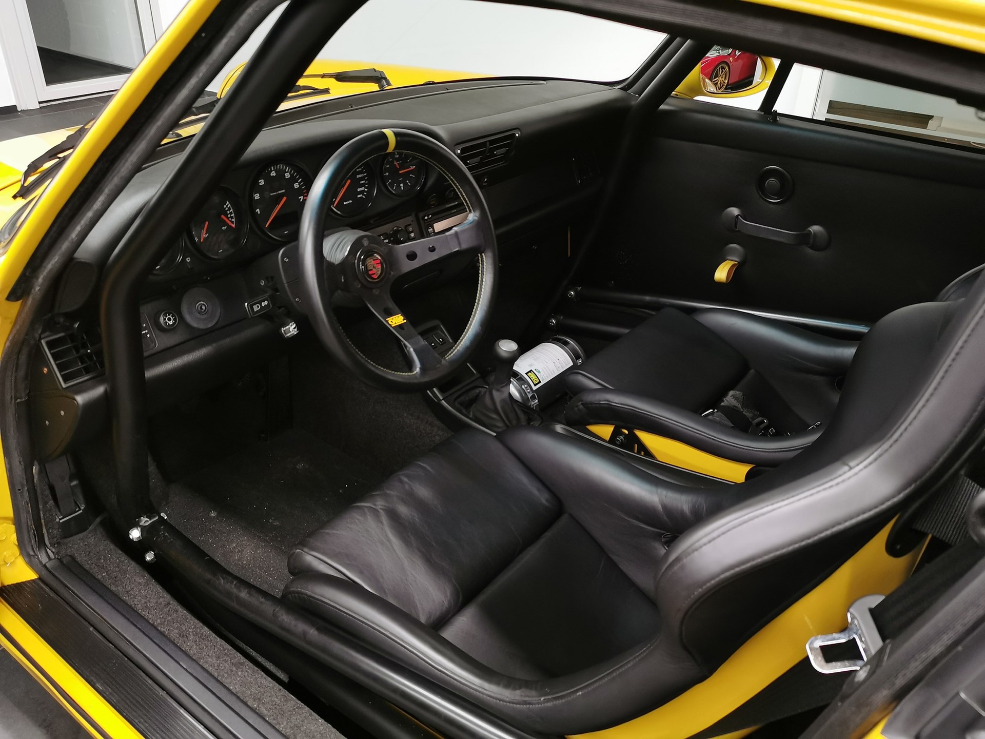 PORSCHE 911 Turbo II 3.3 Turbo S Leichtbau-image-8