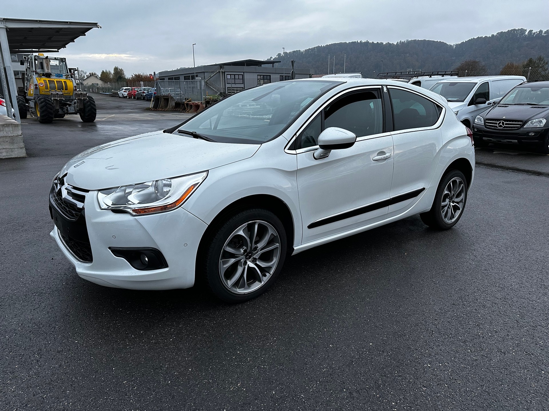 DS AUTOMOBILES 2.0 HDI SPORT CHIC-image-9