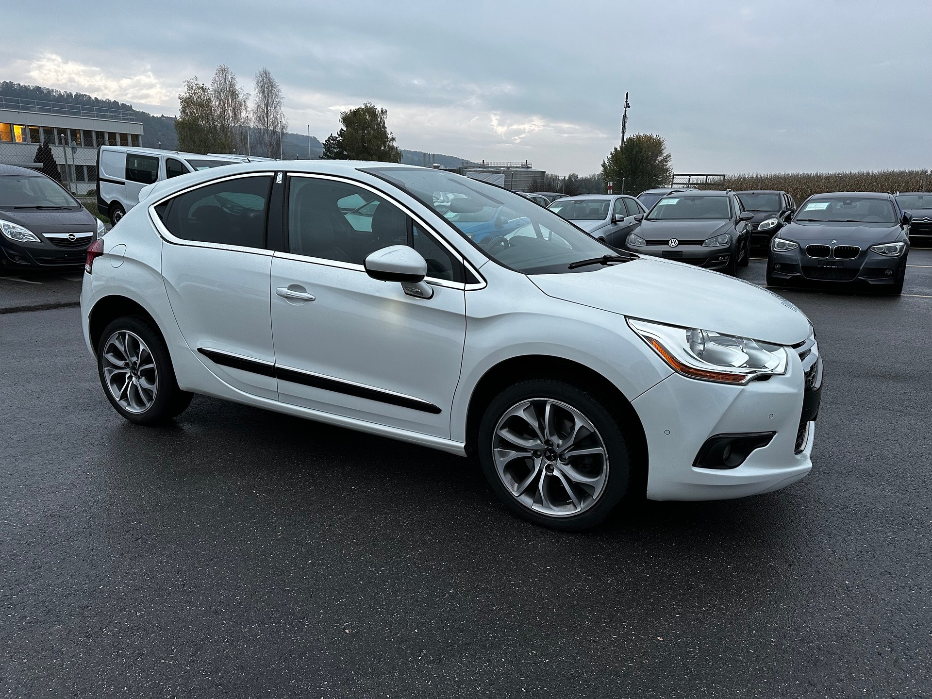 DS AUTOMOBILES 2.0 HDI SPORT CHIC-image-5